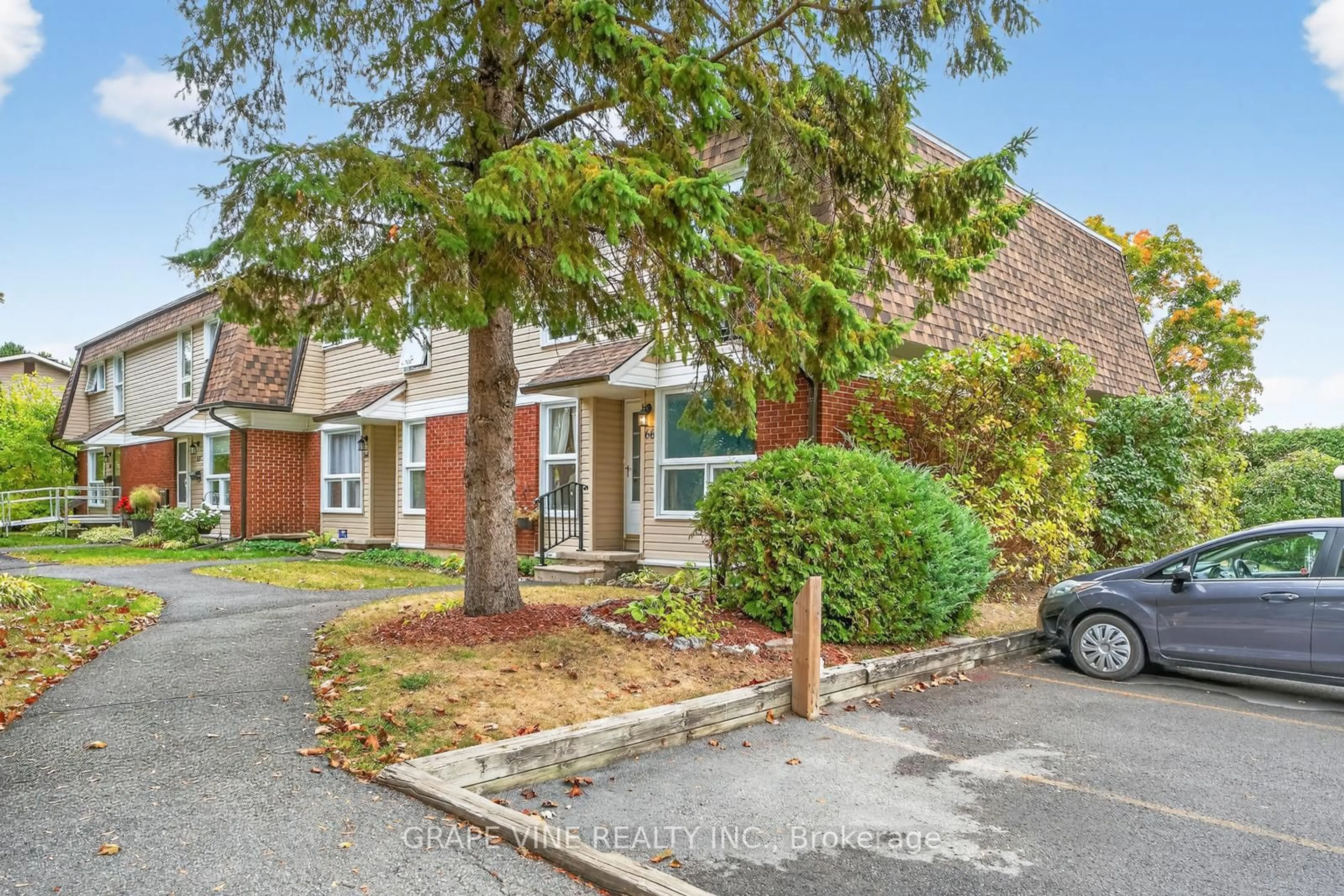 Unknown for 66 Rutherford Way, Ottawa Ontario K2K 1N4