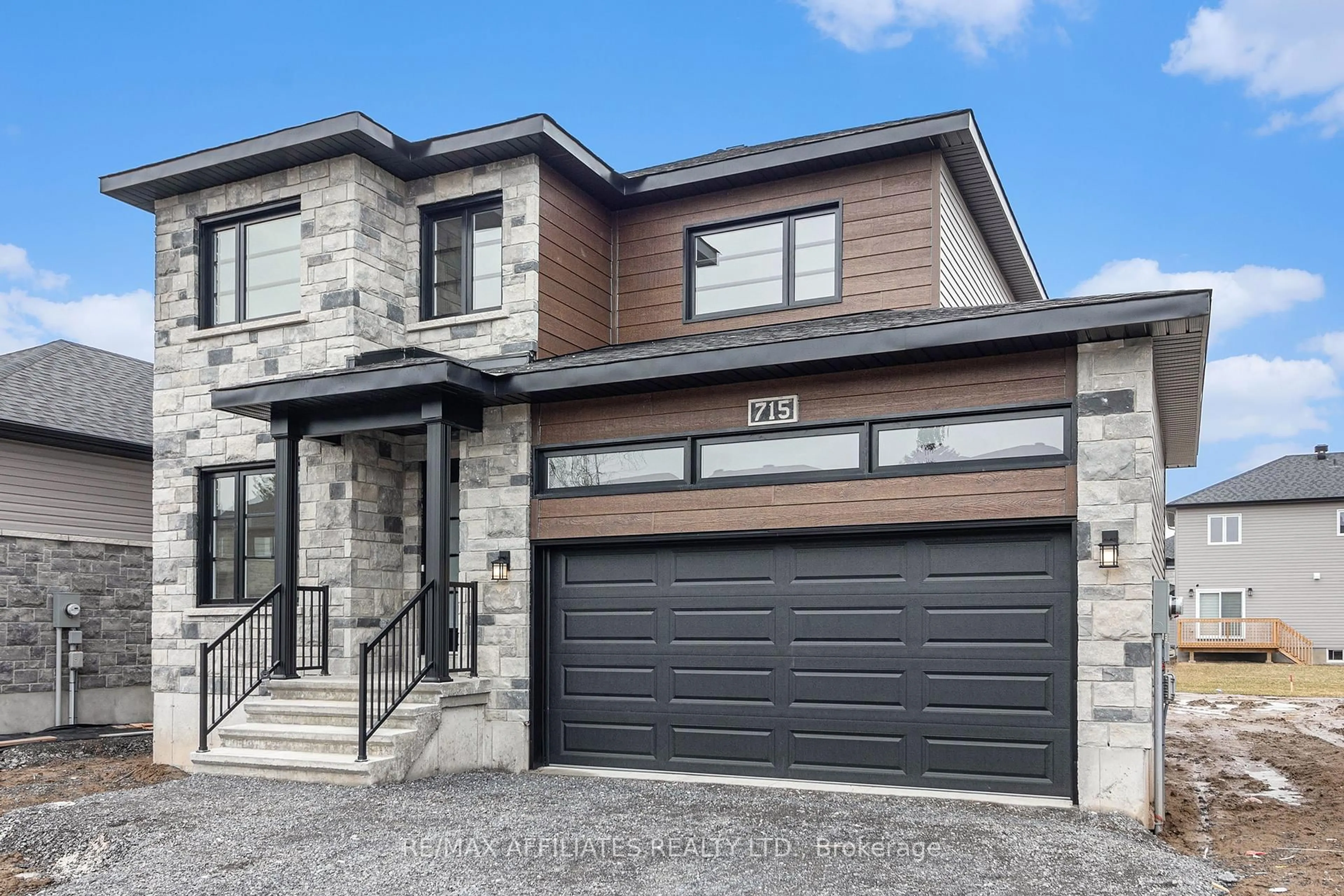 Home with brick exterior material, street for 615 Geneva Cres, Russell Ontario K0A 1W0