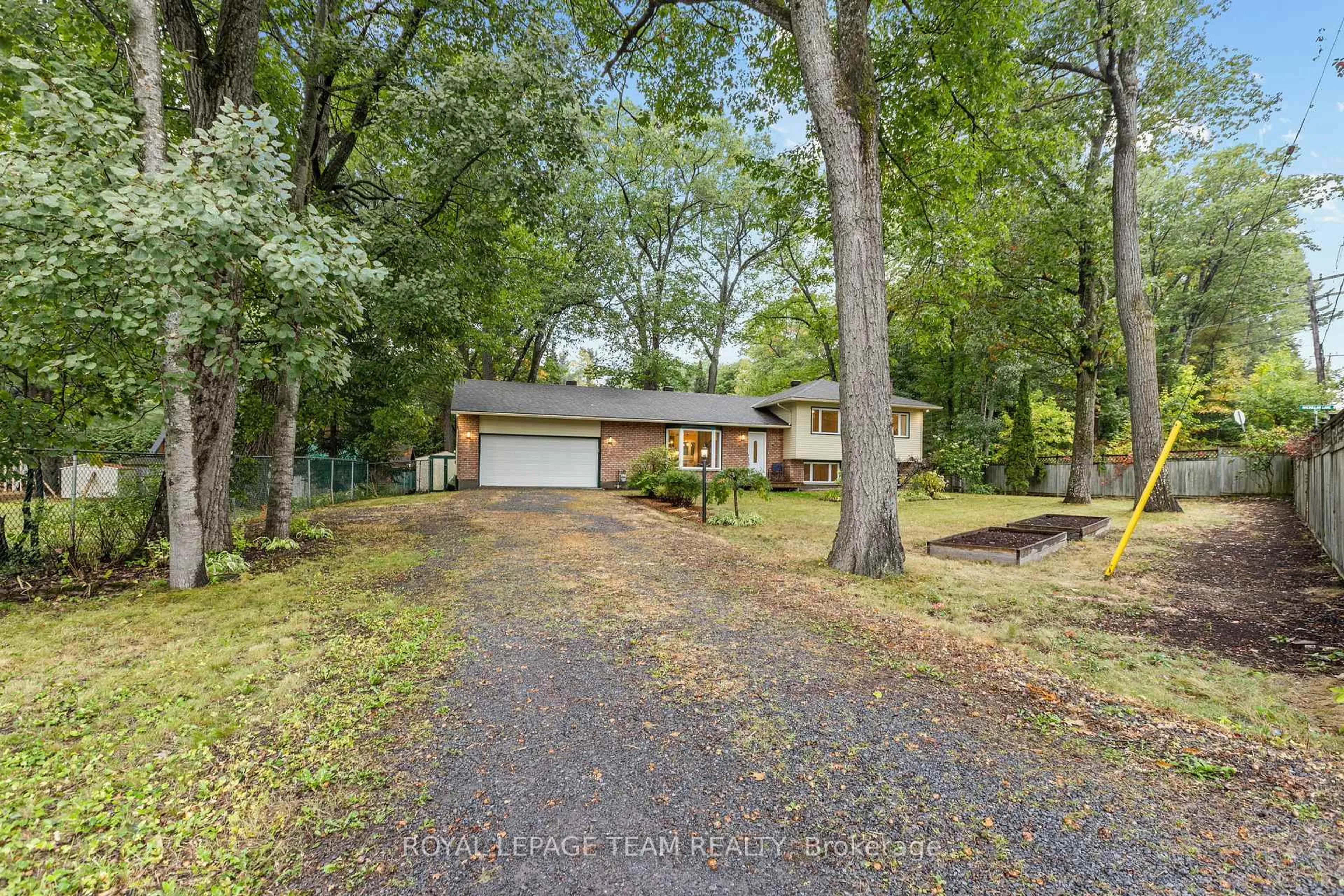 A pic from outside/outdoor area/front of a property/back of a property/a pic from drone, forest/trees view for 126 Constance Bay Rd, Ottawa Ontario K0A 3M0