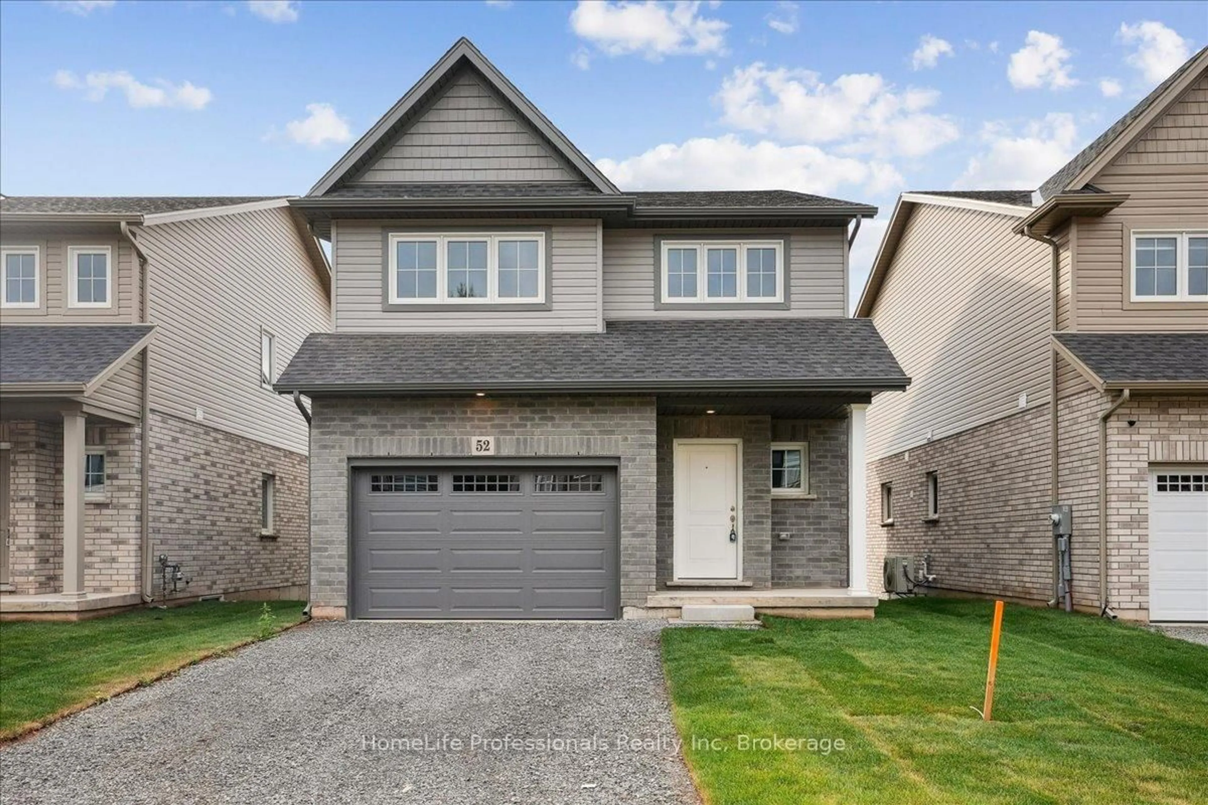 Home with brick exterior material, street for 52 Wilson Dr, Thorold Ontario L2V 0G7