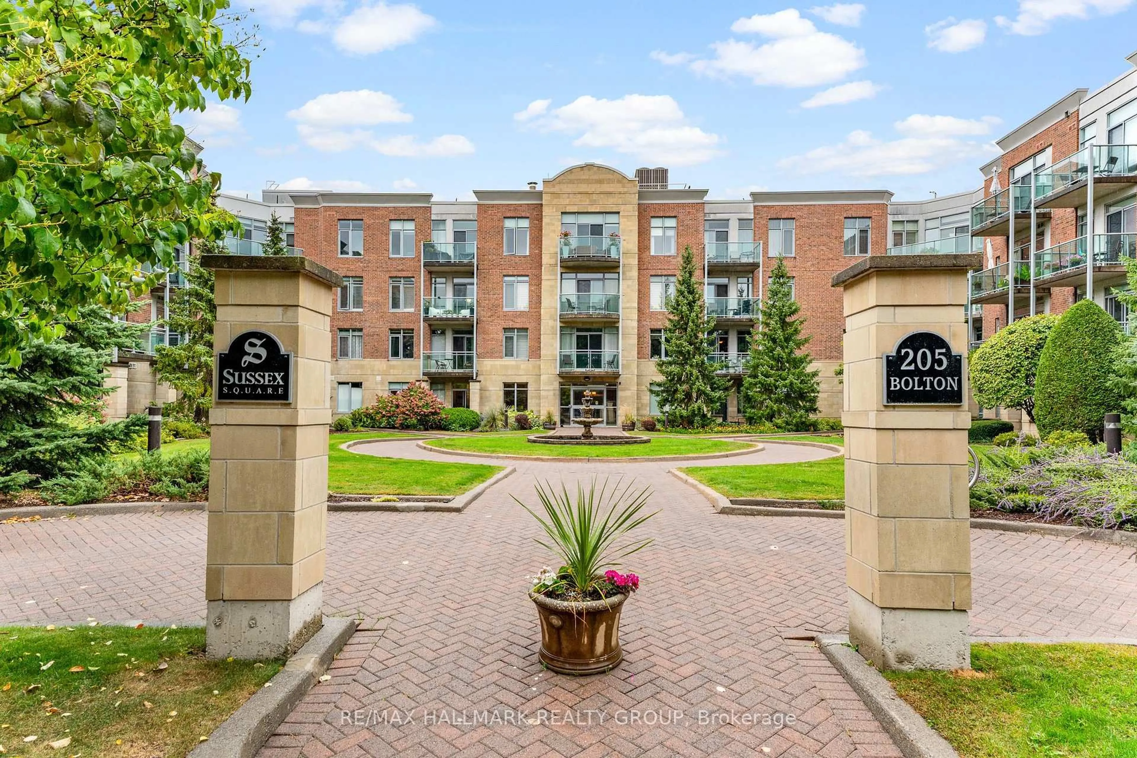 Unknown for 205 Bolton St #120, Ottawa Ontario K1N 1K7
