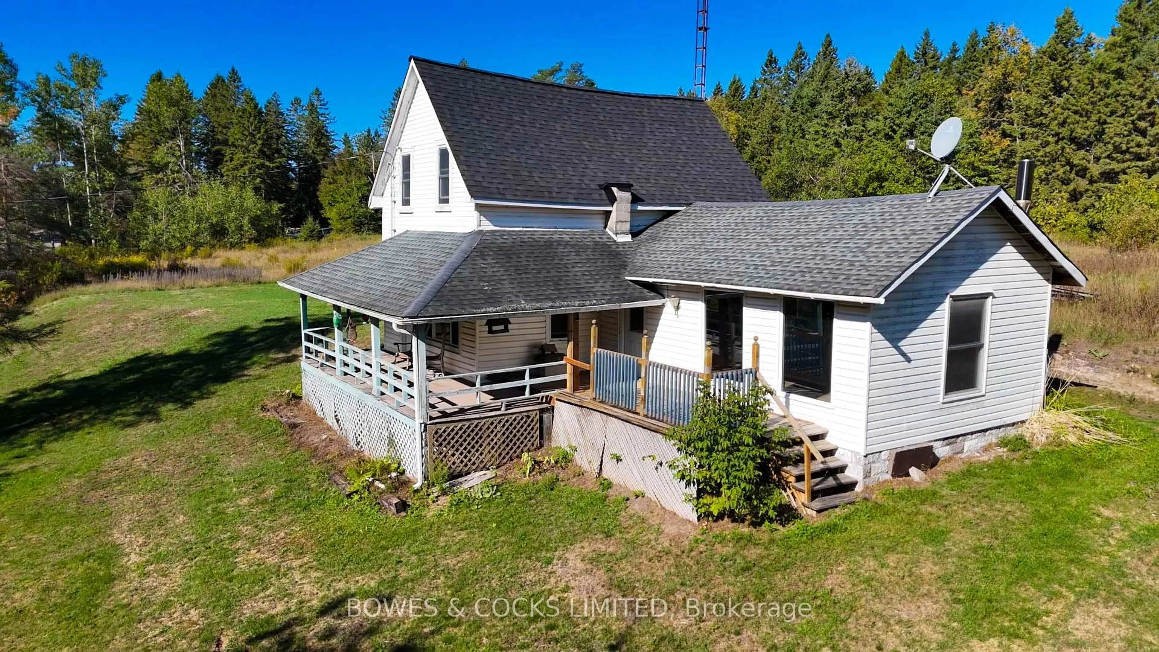 A pic from outside/outdoor area/front of a property/back of a property/a pic from drone, building for 68 Lasswade Rd, North Kawartha Ontario K0L 1A0