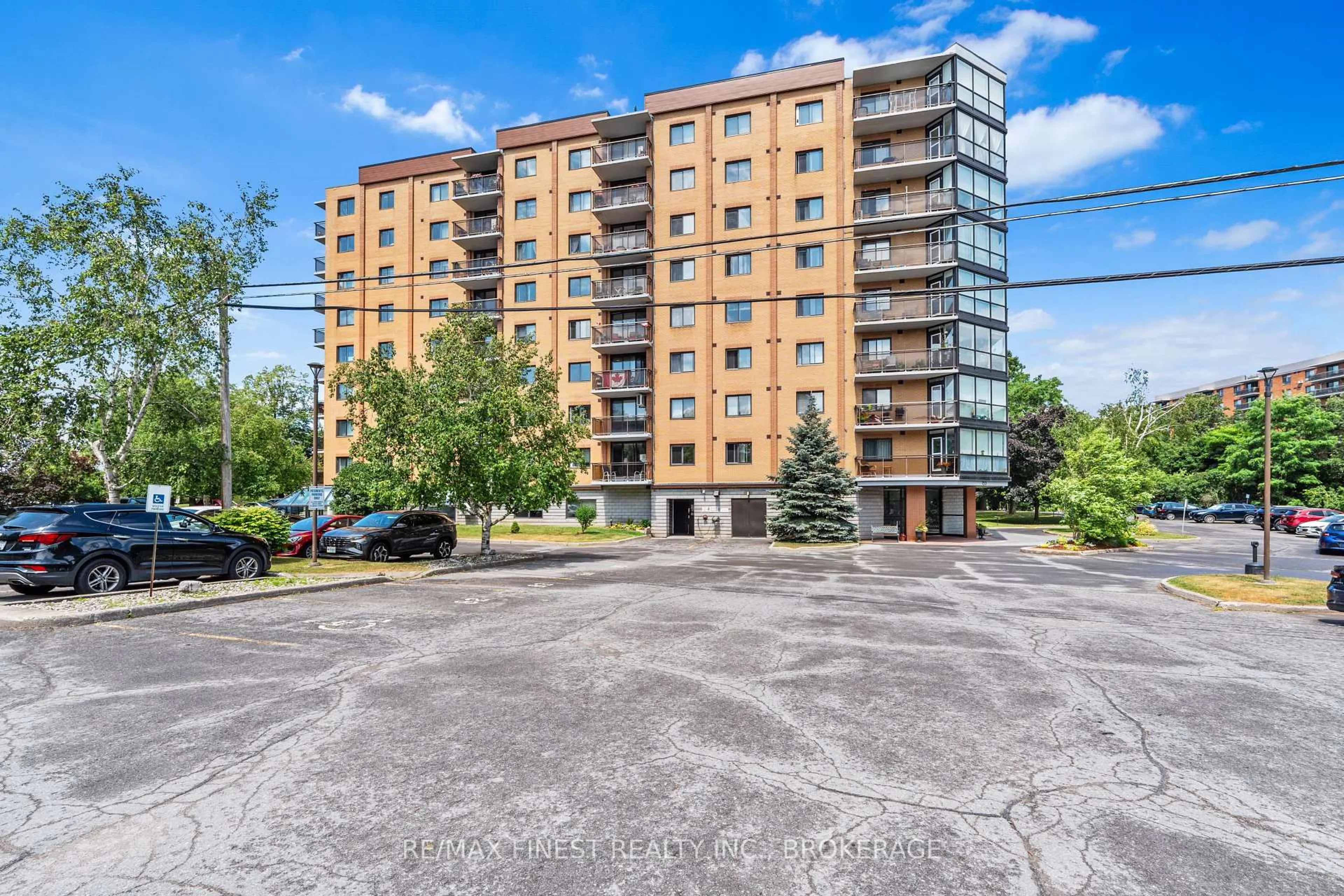 Unknown for 120 Barrett Crt #308, Kingston Ontario K7L 5H6