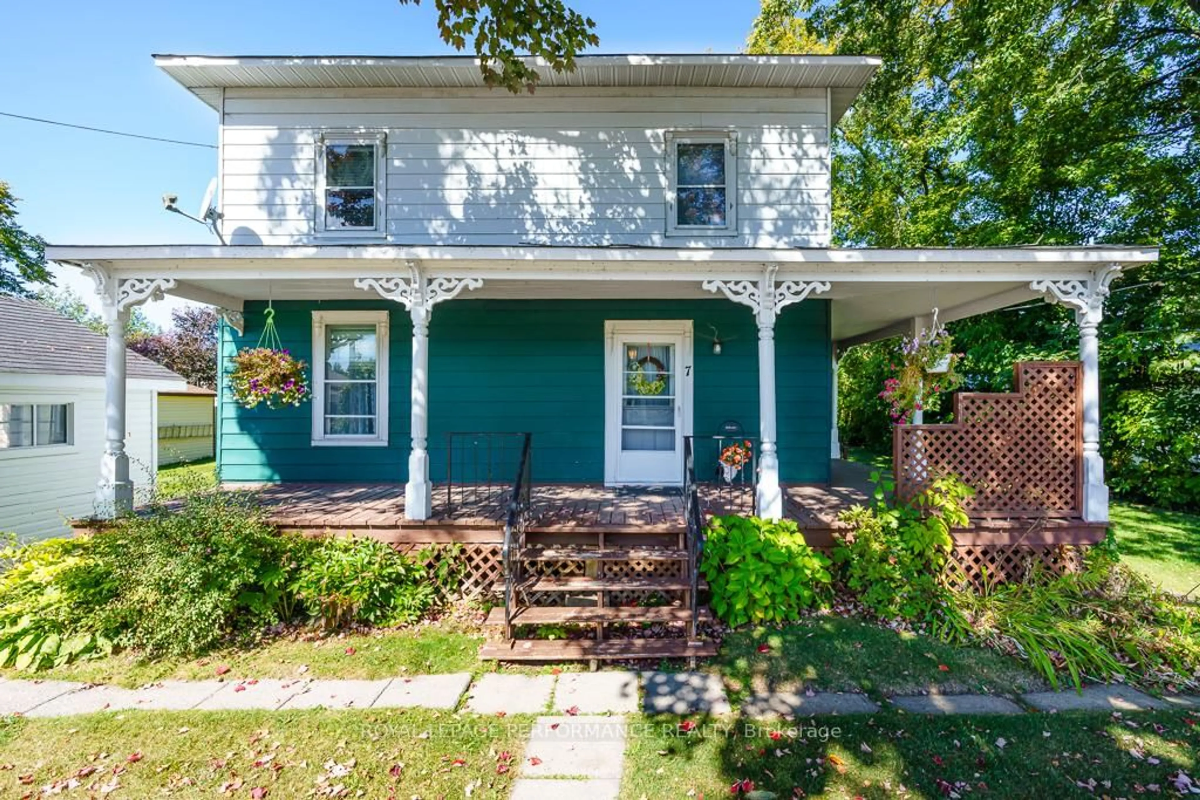 Home with vinyl exterior material, street for 7 Spruce St, South Glengarry Ontario K0C 1N0