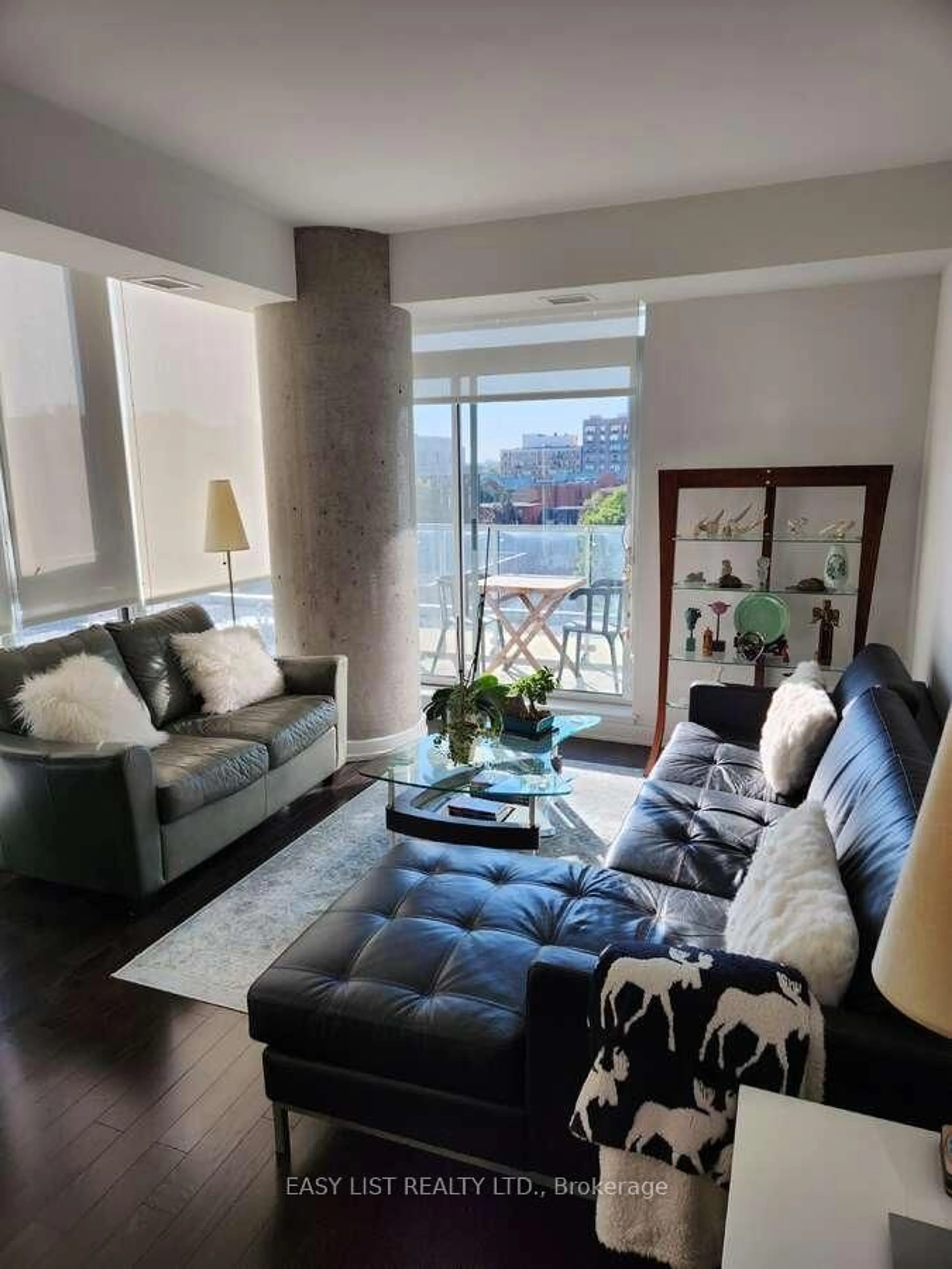 Living room with furniture, unknown for 179 Metcalfe St #606, Ottawa Ontario K2P 1P7