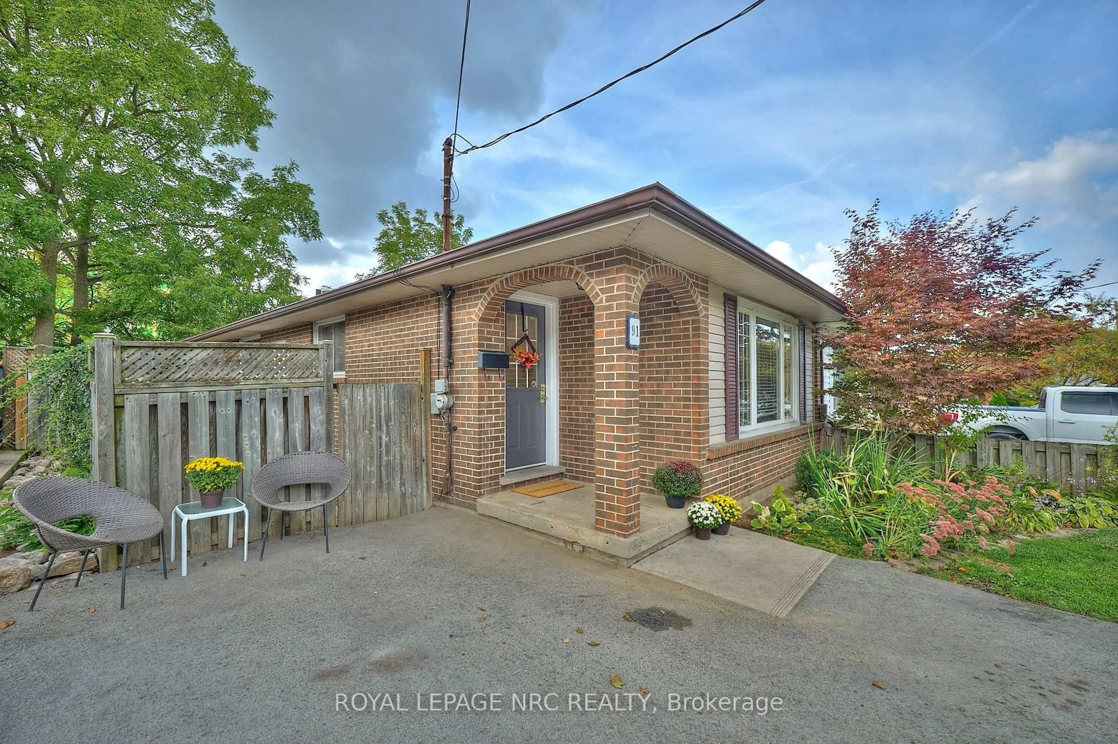 Unknown for 91 Chapel St, Thorold Ontario L2V 2E5