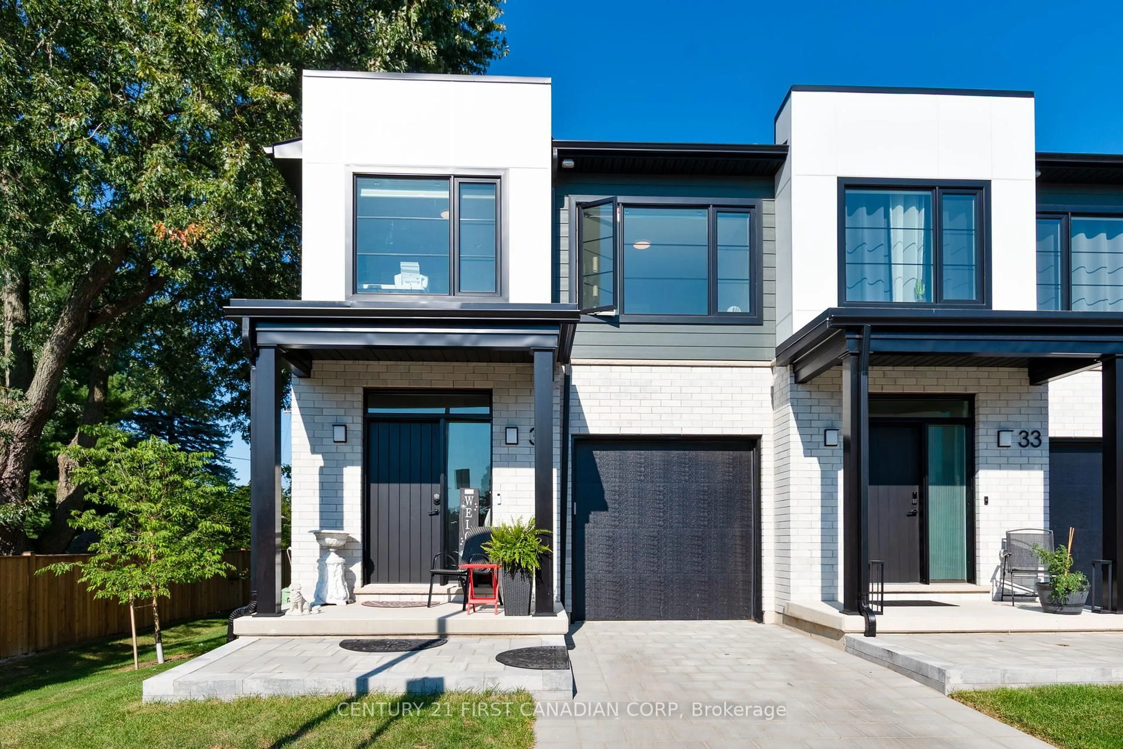 Home with brick exterior material, street for 101 Swales Ave #31, Strathroy-Caradoc Ontario N7G 0C1