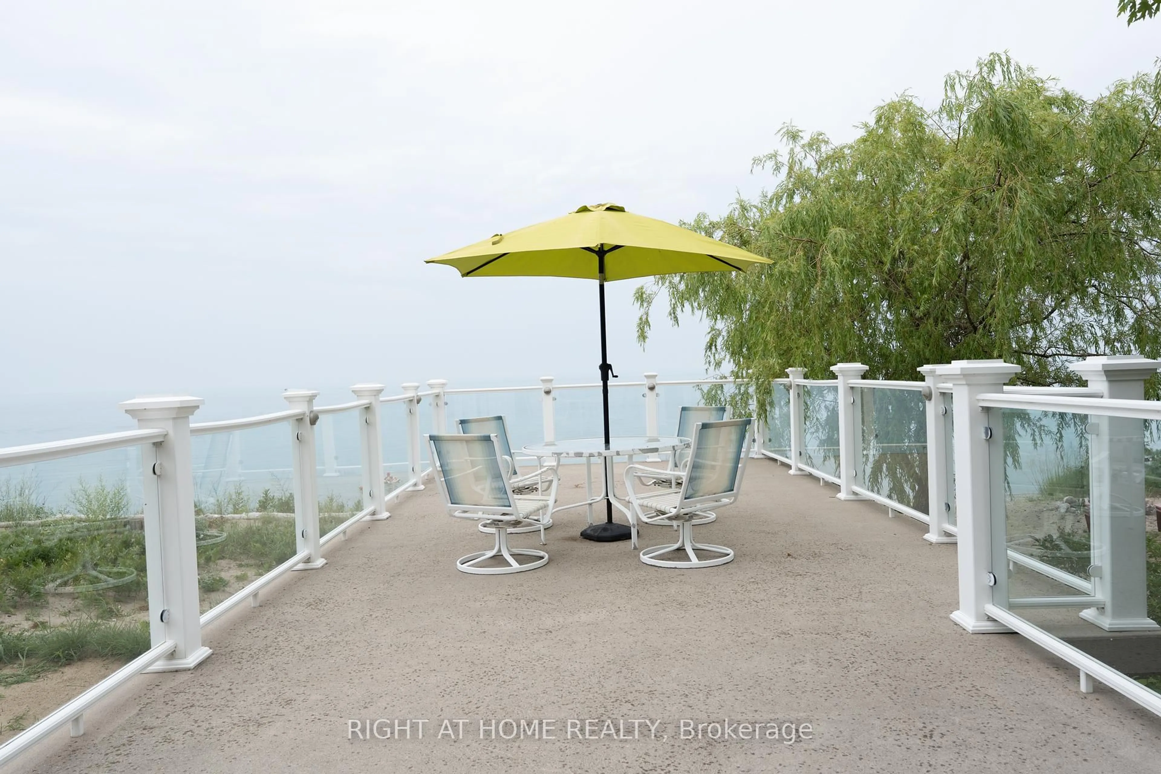 Patio, water/lake/river/ocean view for 86647 Amberley Beach Rd Rd, Ashfield-Colborne-Wawanosh Ontario N7A 3Y4