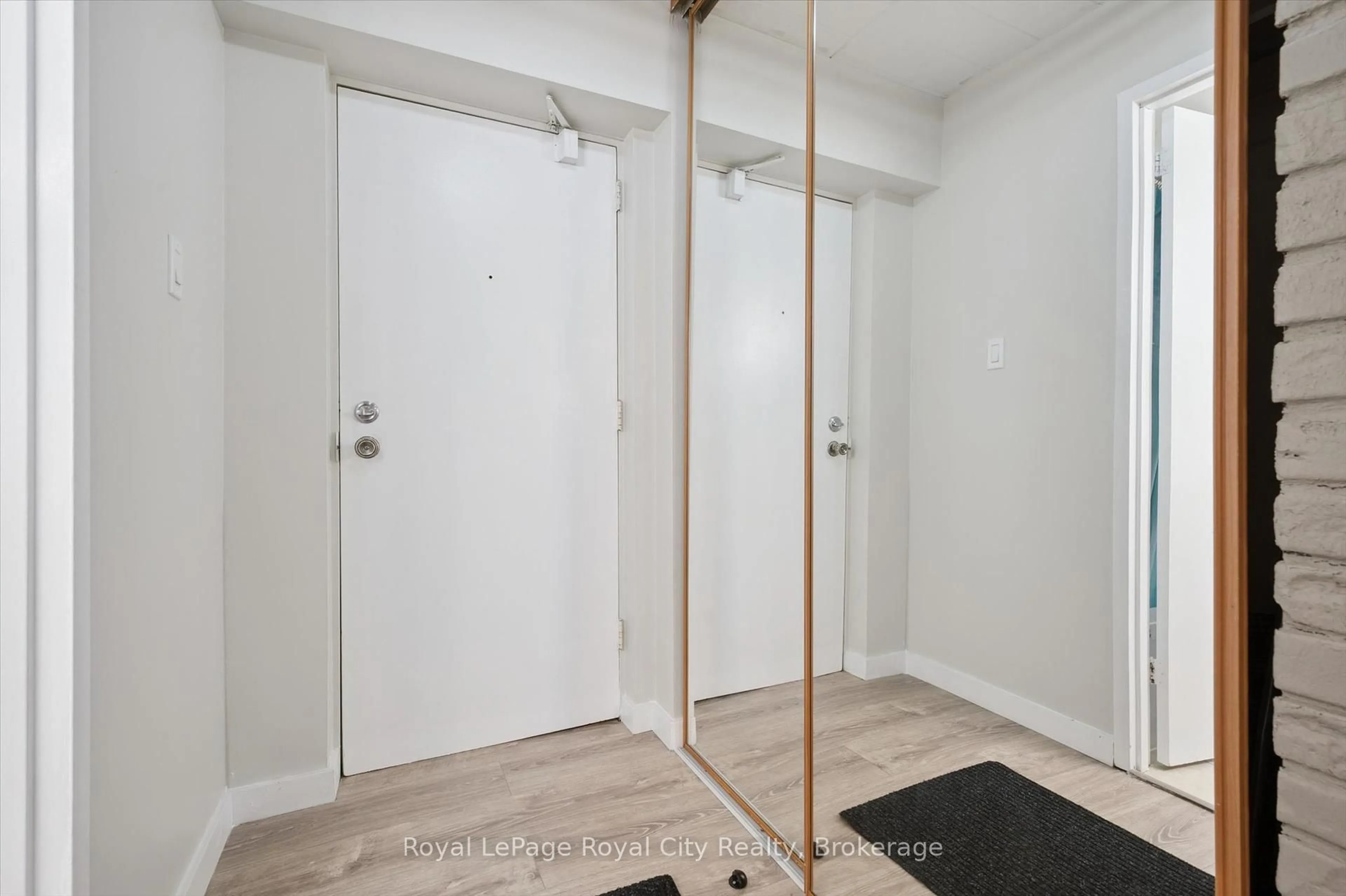 Unknown for 63 Conroy Cres #24, Guelph Ontario N1G 2V5