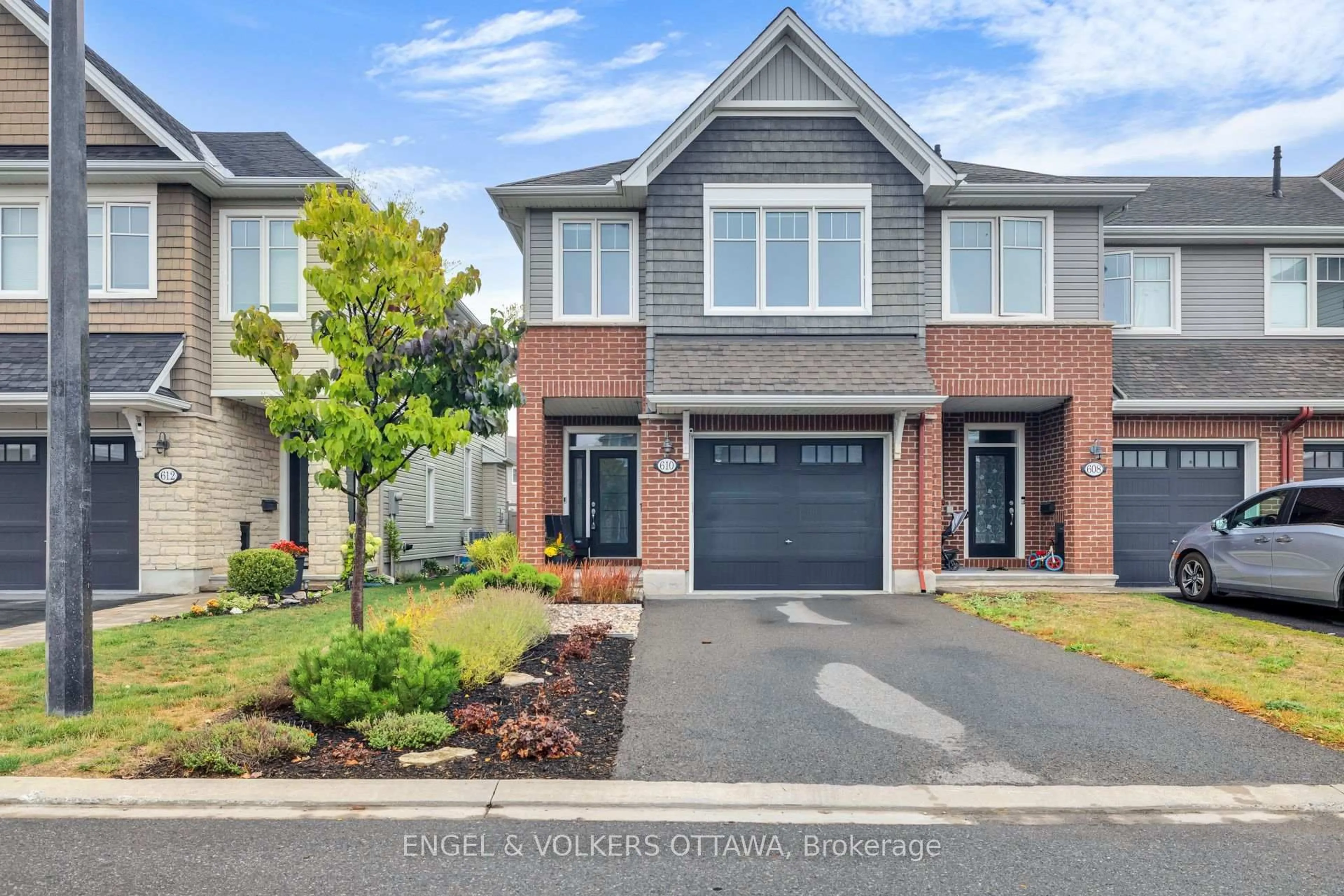 Home with brick exterior material, street for 610 Egret Way, Ottawa Ontario K2J 6K9