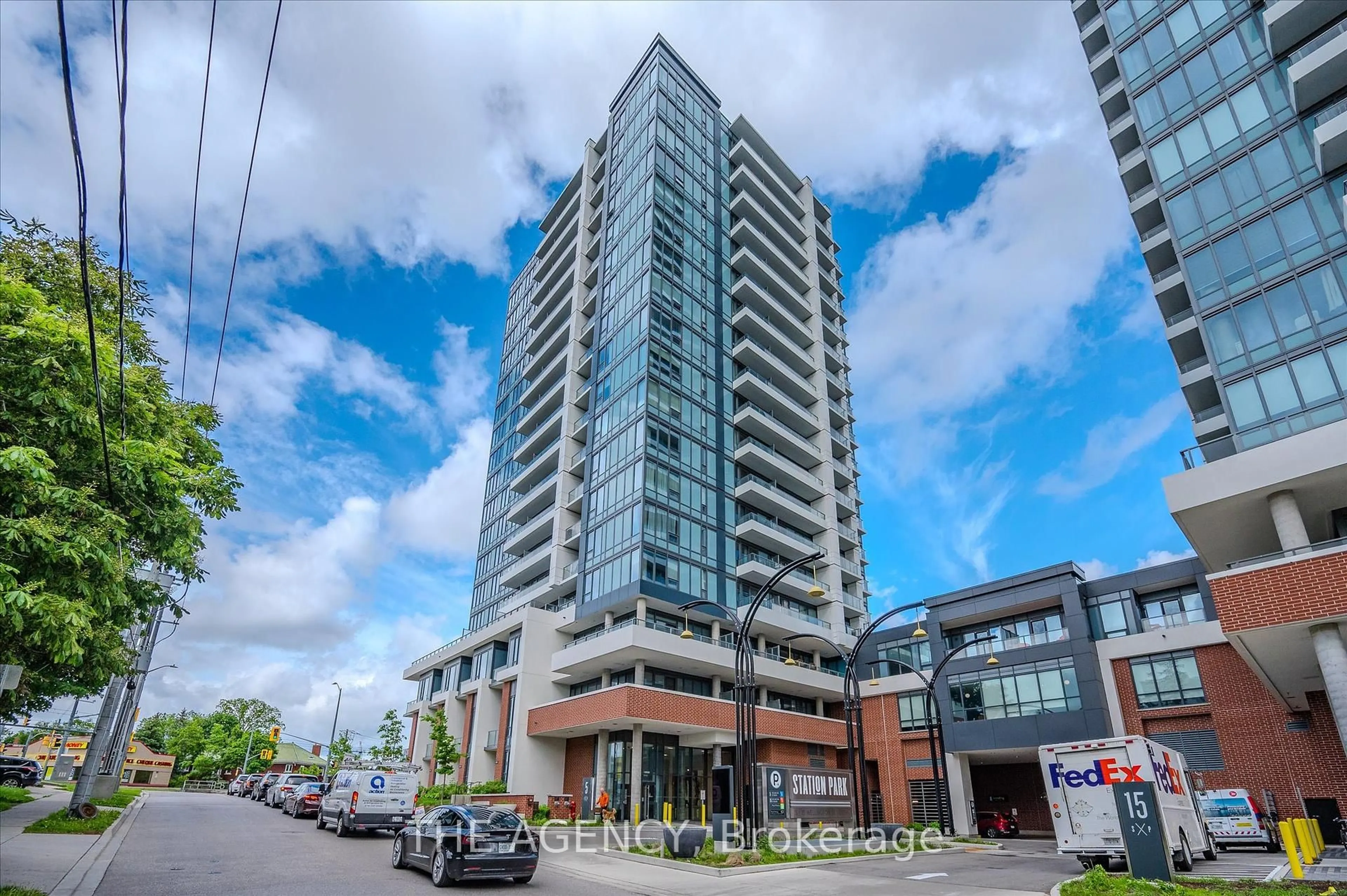 Unknown for 5 WELLINGTON St #209, Kitchener Ontario N2G 1C7