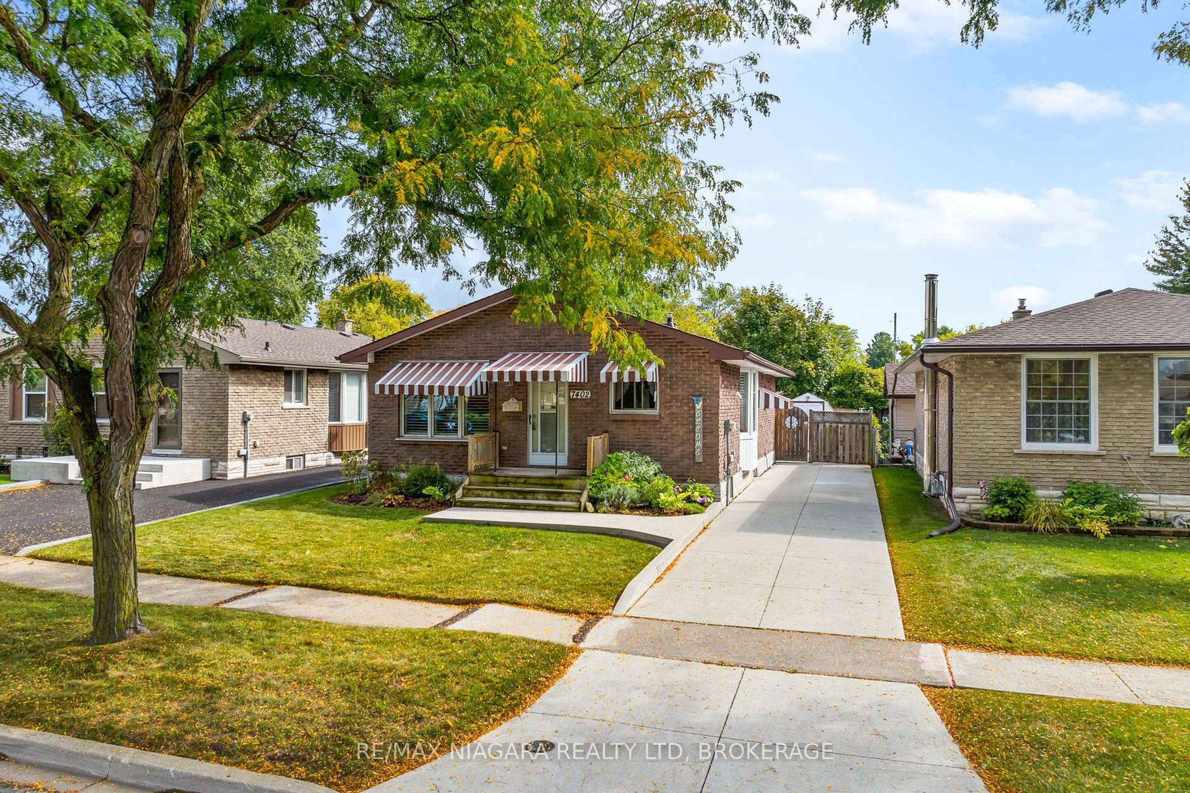Unknown for 7402 Sunhaven Dr, Niagara Falls Ontario L2G 7E2