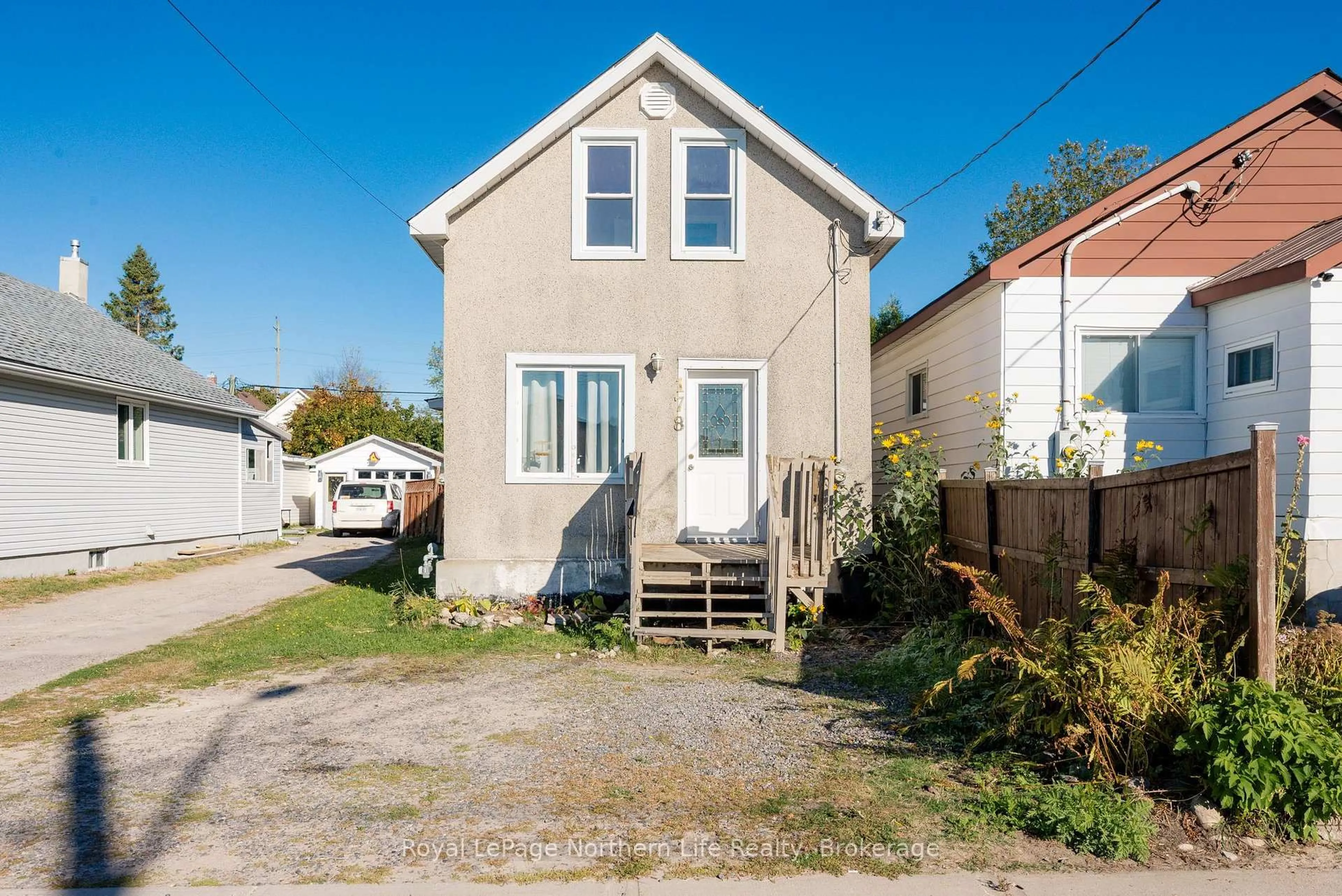 Unknown for 178 Victoria St, North Bay Ontario P1B 1P4