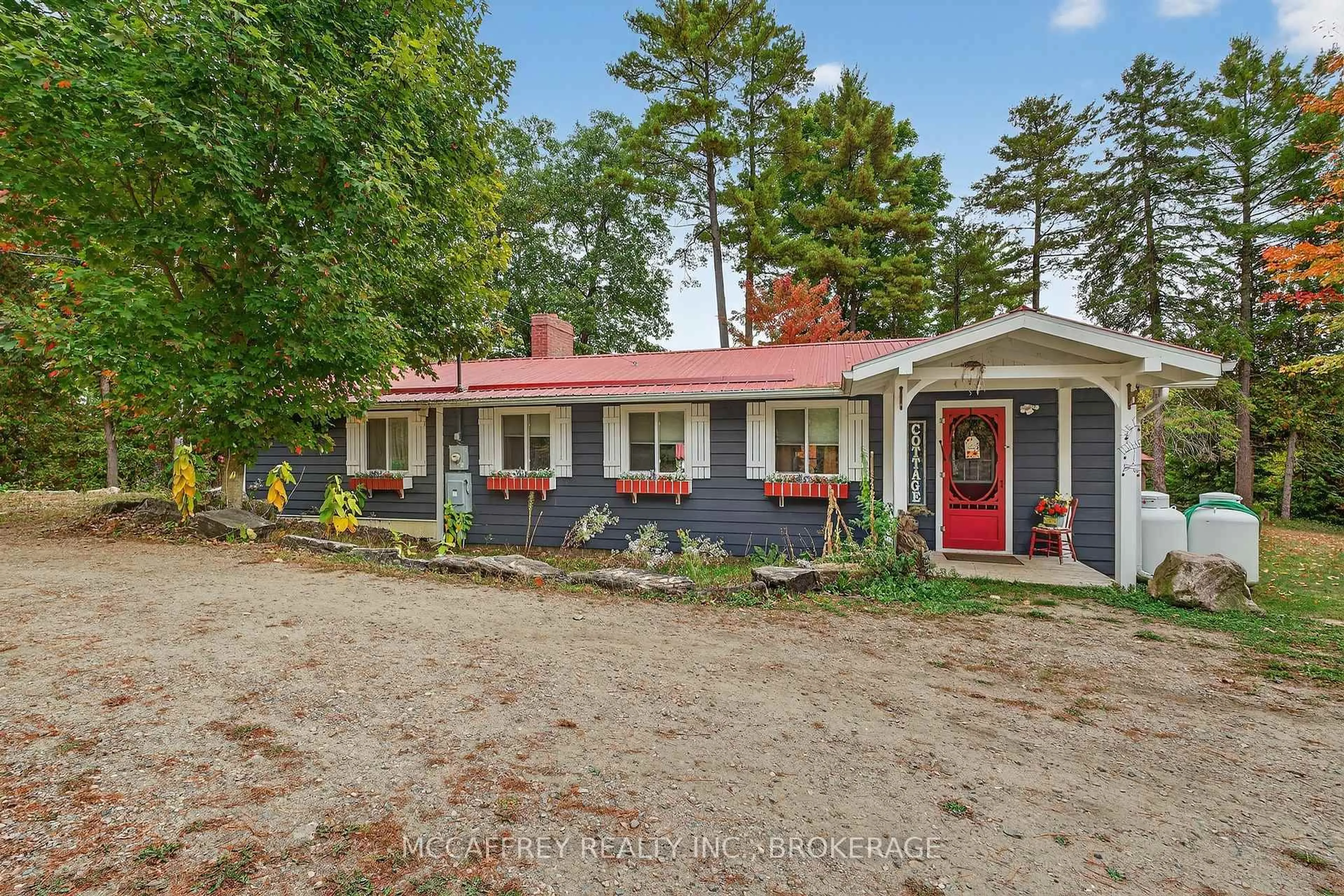 A pic from outside/outdoor area/front of a property/back of a property/a pic from drone, unknown for 1430 B Head Rd, Cloyne Ontario K0H 1K0