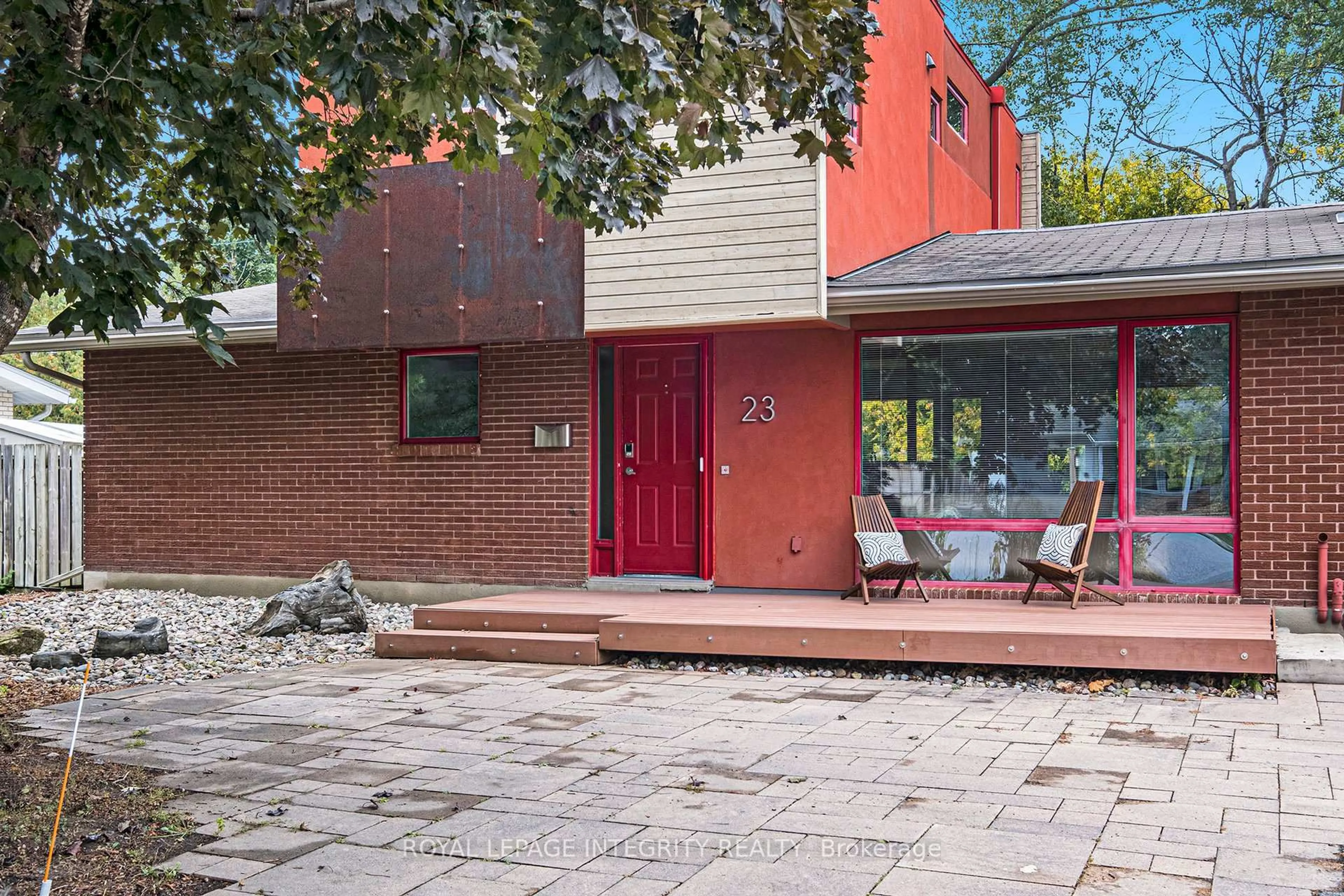 Patio, street for 23 Still Water Dr, Ottawa Ontario K2H 5J9