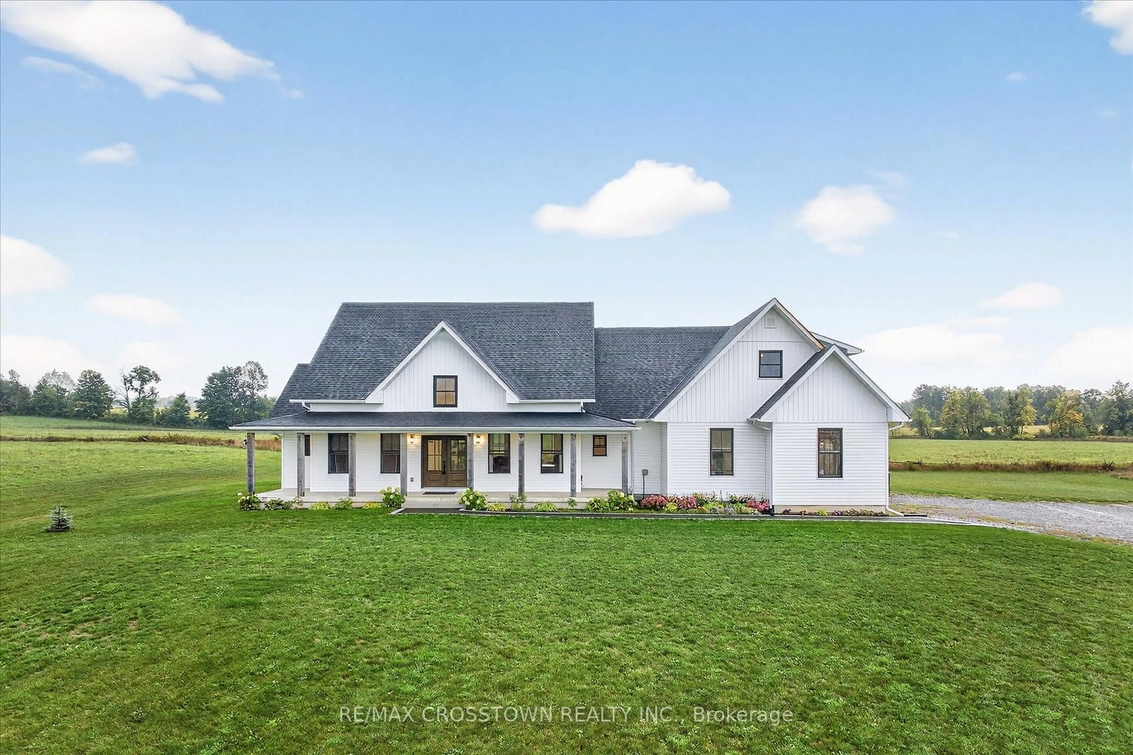 Home with vinyl exterior material, building for 613 County Rd 8 Rd, Douro-Dummer Ontario K0L 2B0