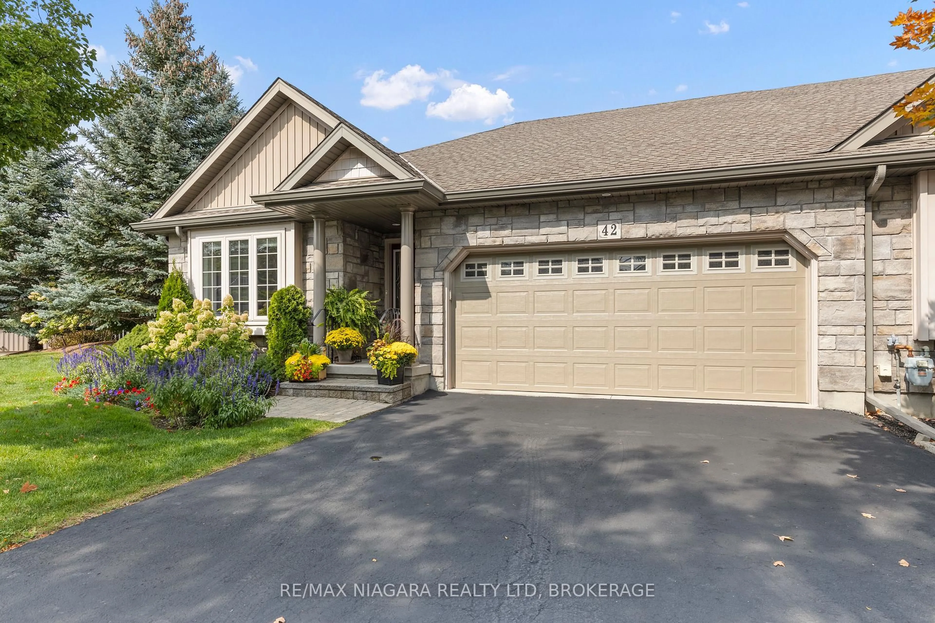 Unknown for 42 ROSE GLEN Cres, Niagara-on-the-Lake Ontario L0S 1J0