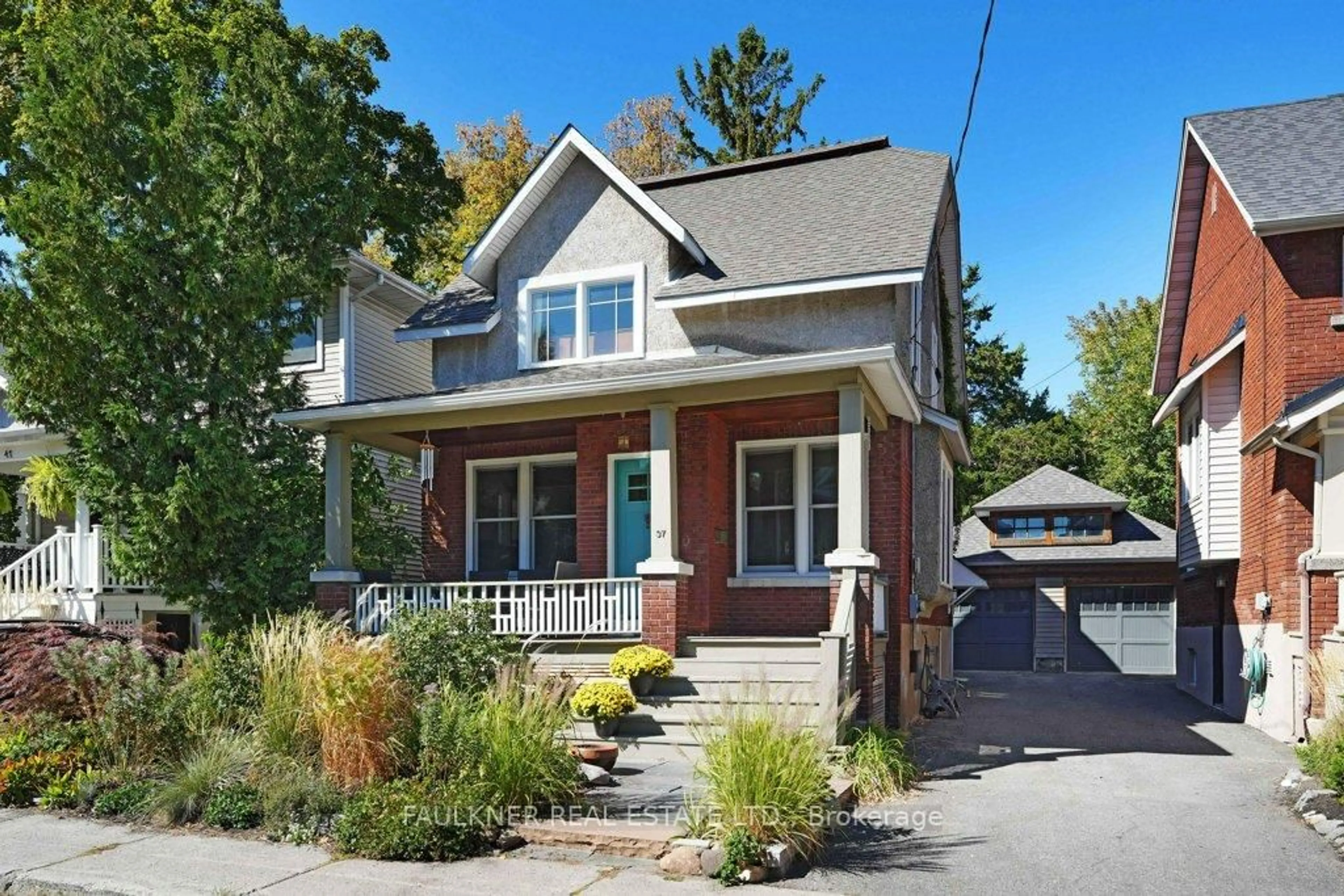 Home with brick exterior material, street for 37 Belmont Ave, Ottawa Ontario K1S 0T9