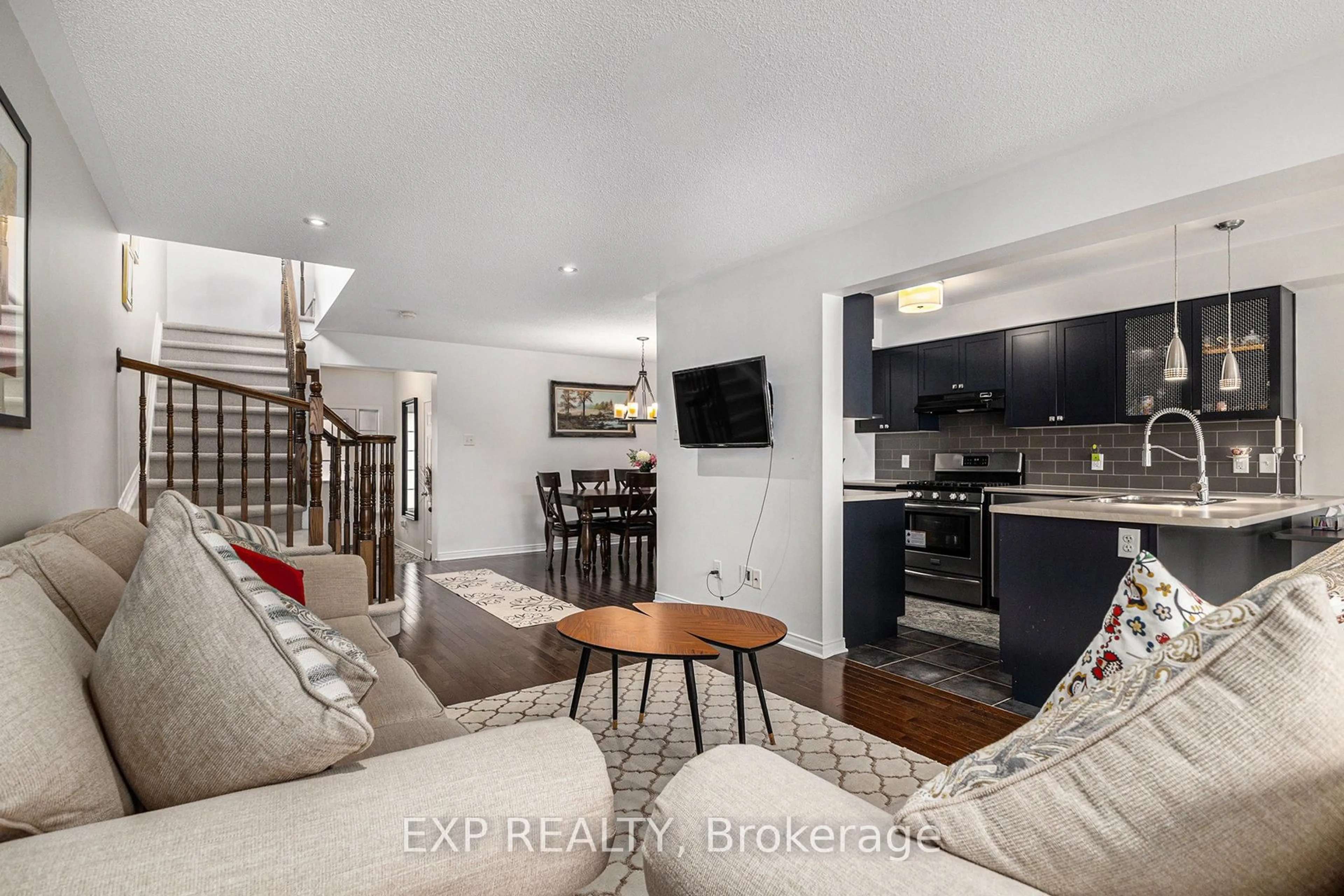 Unknown for 407 Heathrow Private, Stittsville Ontario K2S 0M9