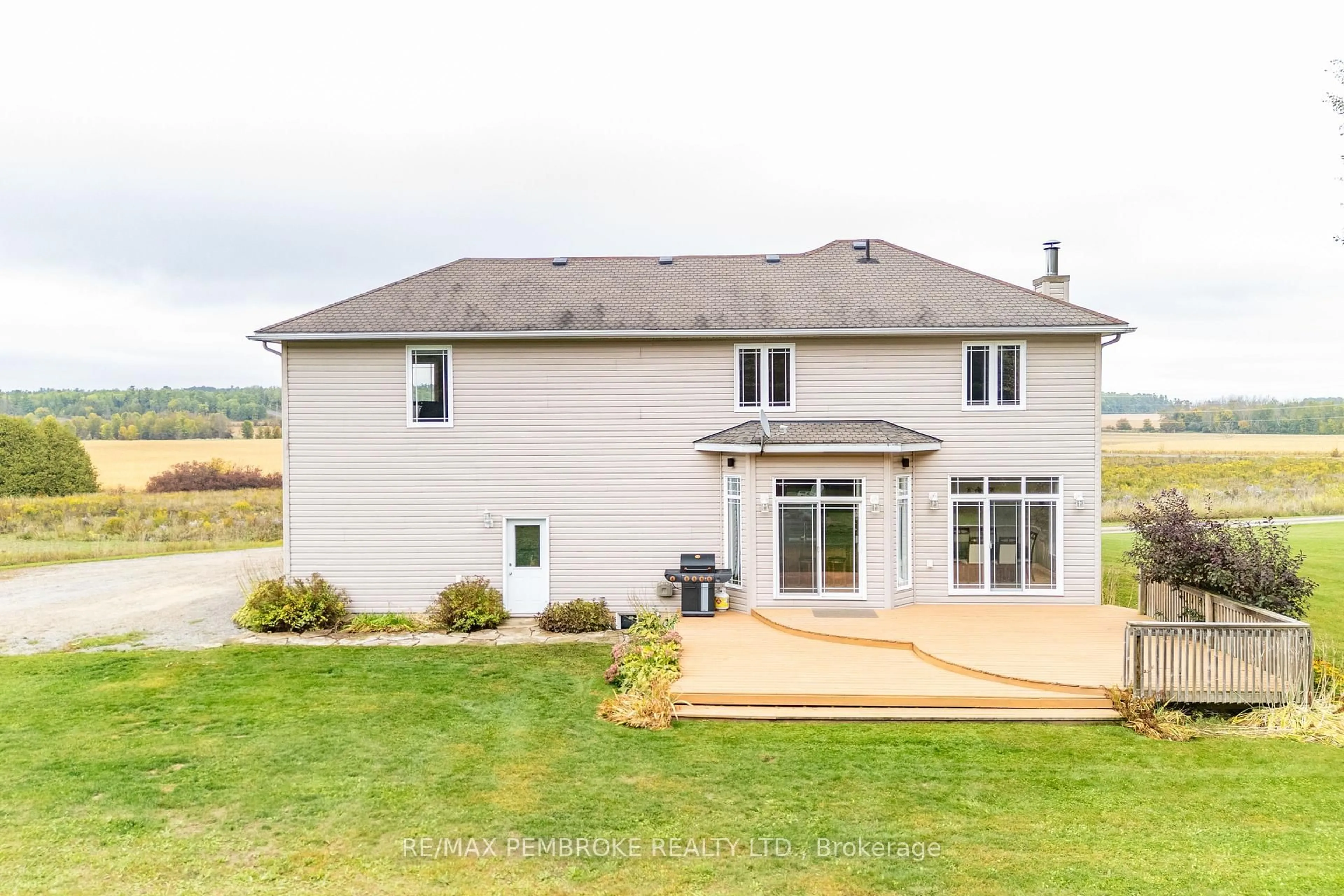 Unknown for 1940 b Cobden Rd, Douglas Ontario K0J 1S0