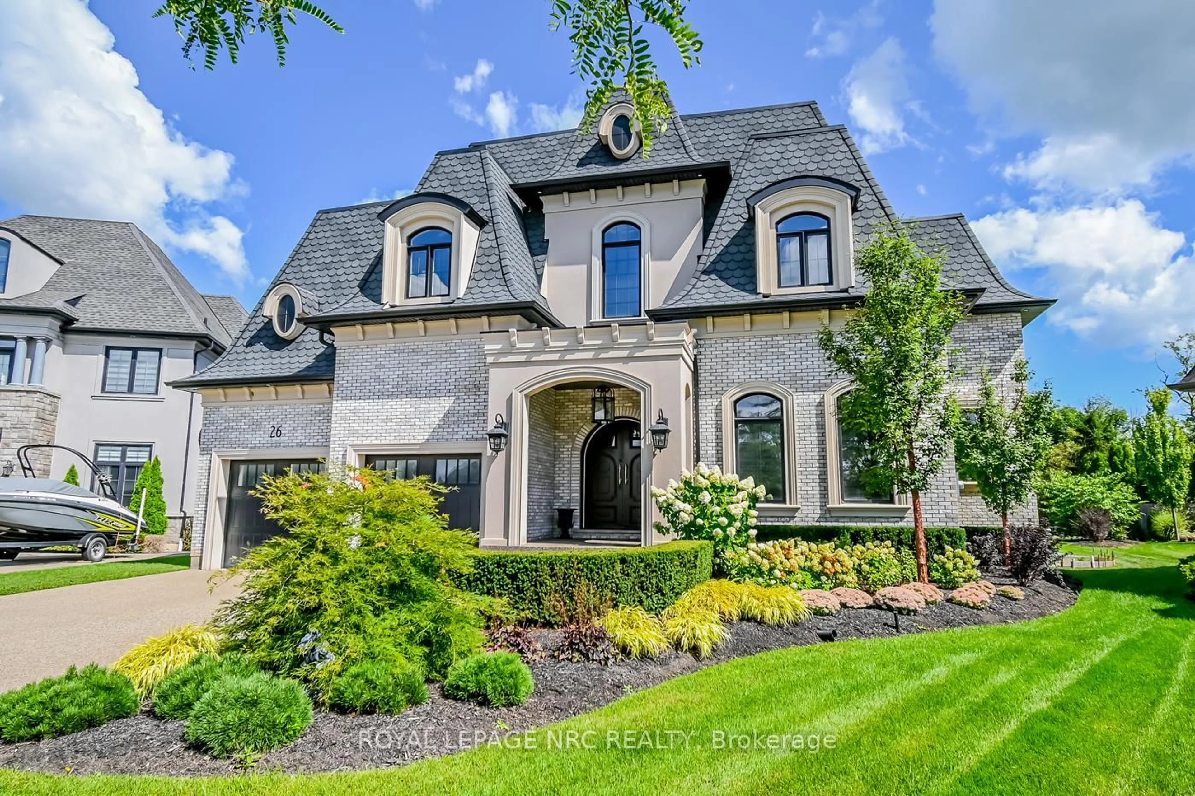 Home with brick exterior material, street for 26 Sandalwood Cres, Niagara-on-the-Lake Ontario L0S 1P0