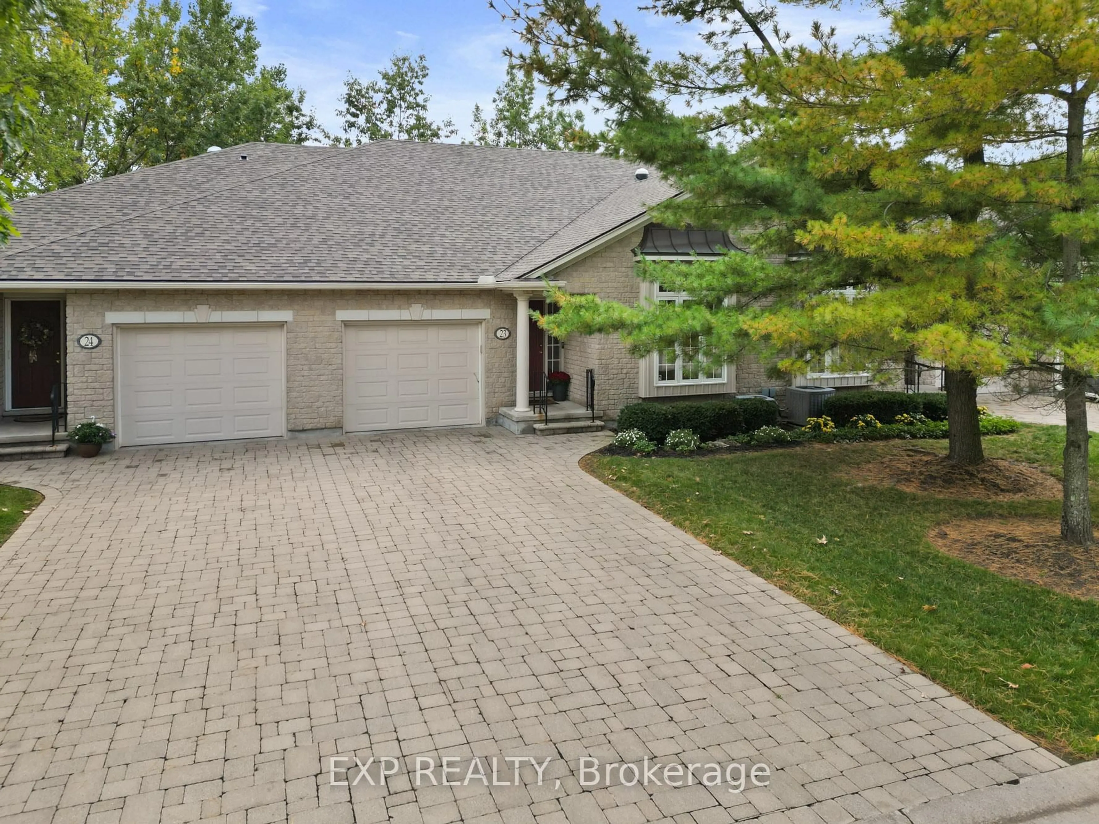 Home with brick exterior material, street for 3241 Montrose Rd #23, Niagara Falls Ontario L2H 3L3