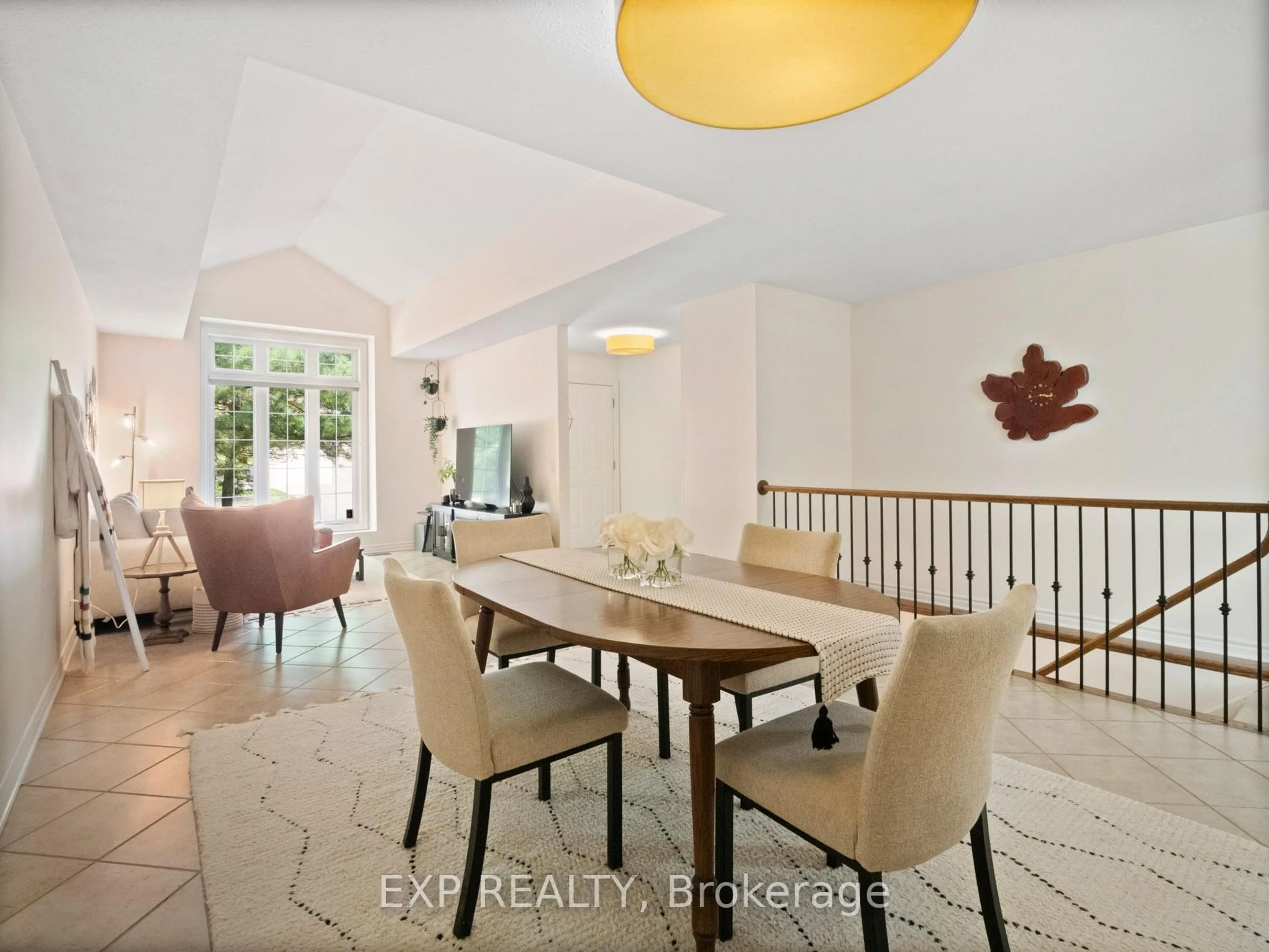 Dining room, ceramic/tile floor for 3241 Montrose Rd #23, Niagara Falls Ontario L2H 3L3