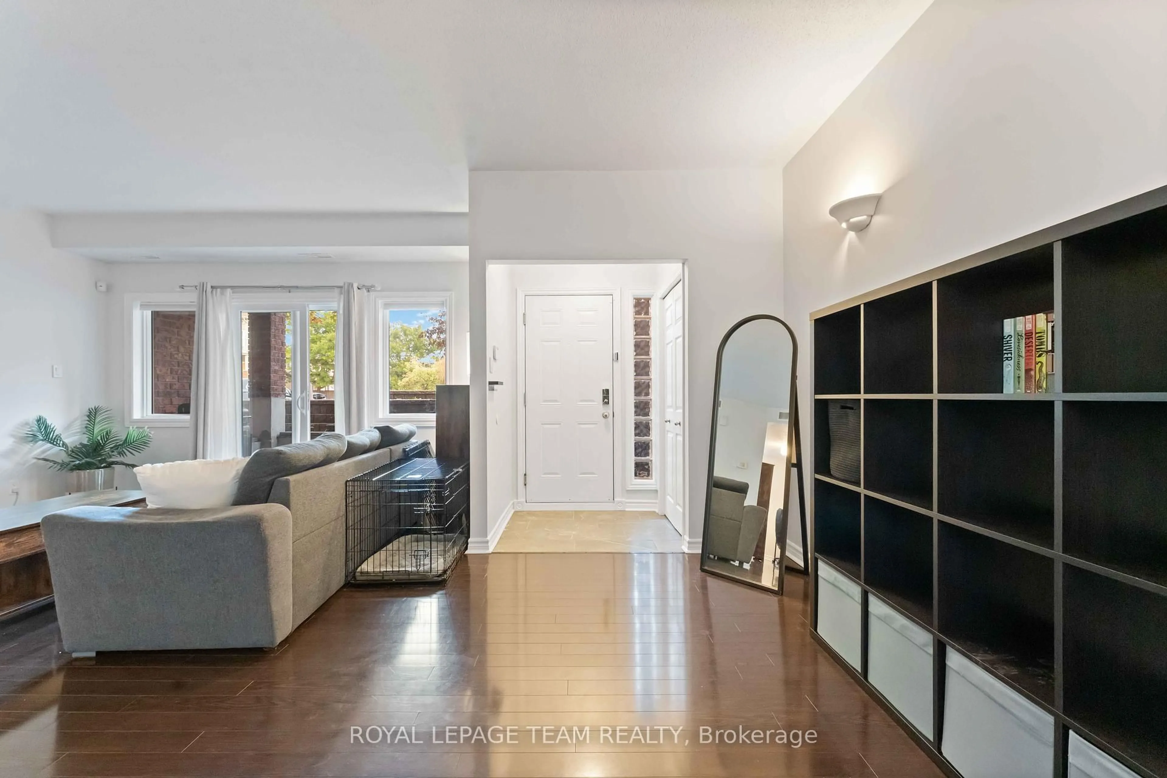Indoor entryway for 97 Crestway Dr #A, Ottawa Ontario K2G 7C6