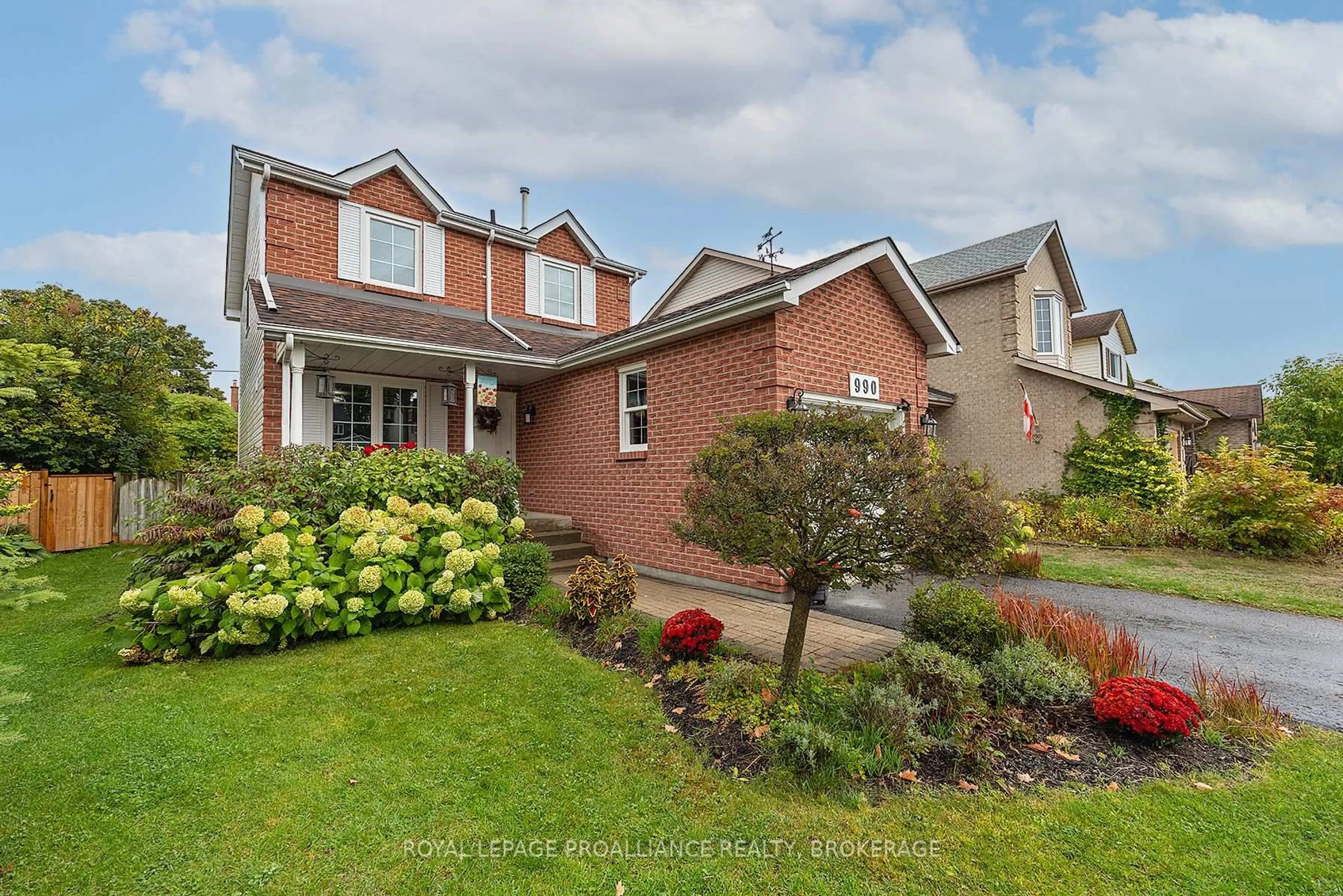 Home with brick exterior material, street for 990 Lombardy St, Kingston Ontario K7M 8M7