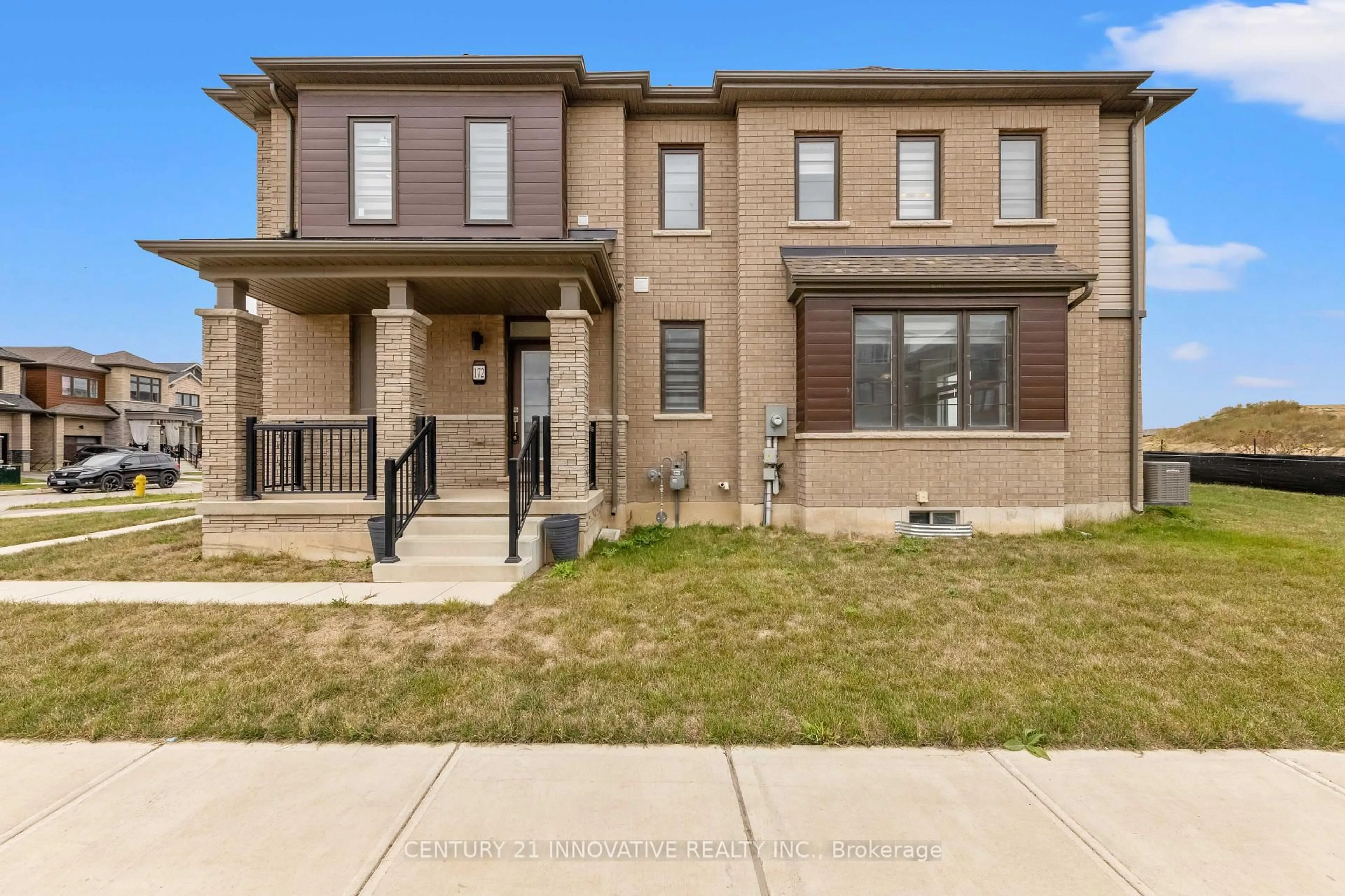 Home with brick exterior material, street for 172 Wilmot Rd, Brantford Ontario N3T 0W7