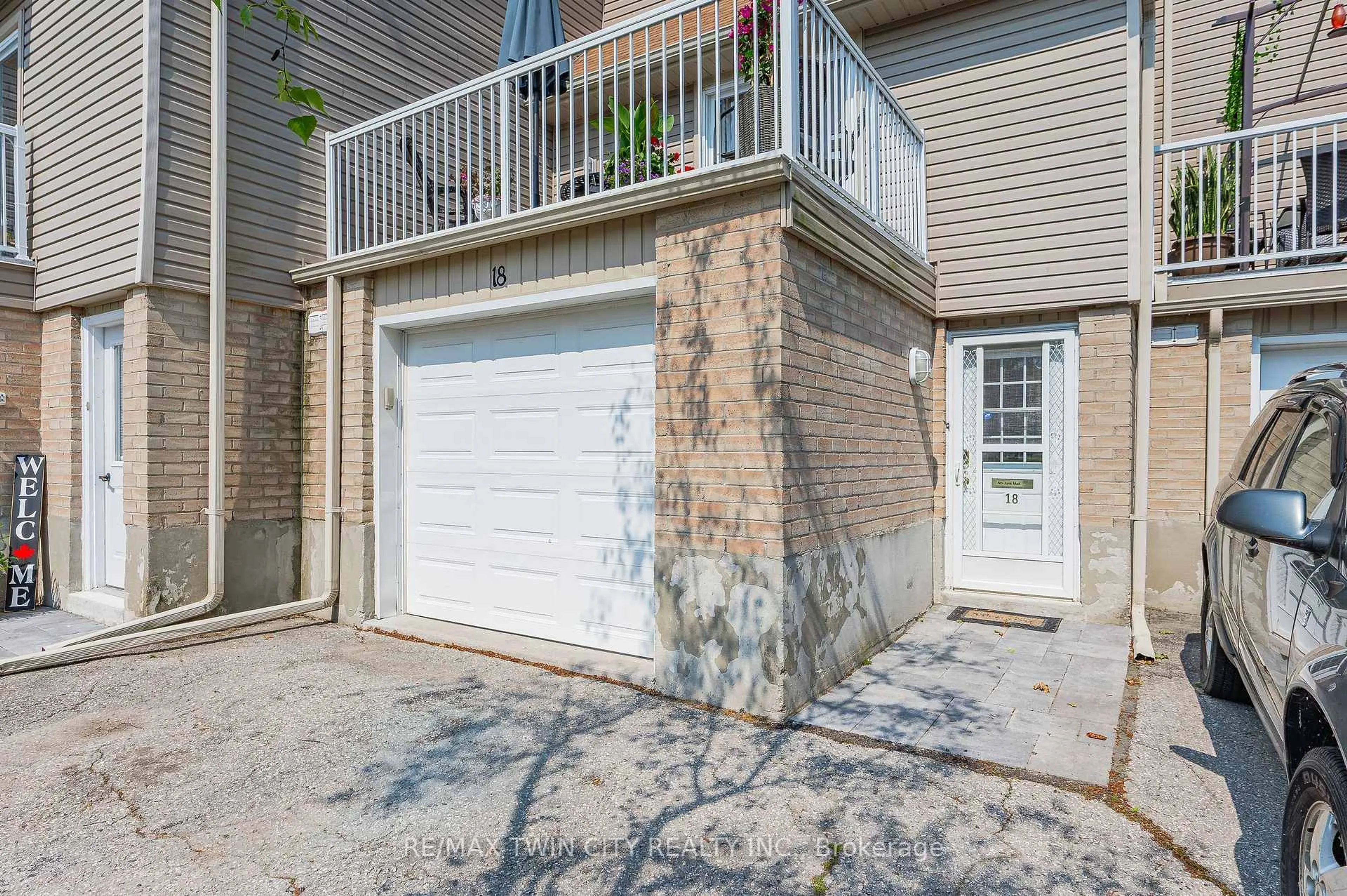 Patio, street for 301 Carlow Rd #18, Central Elgin Ontario N5L 1B7