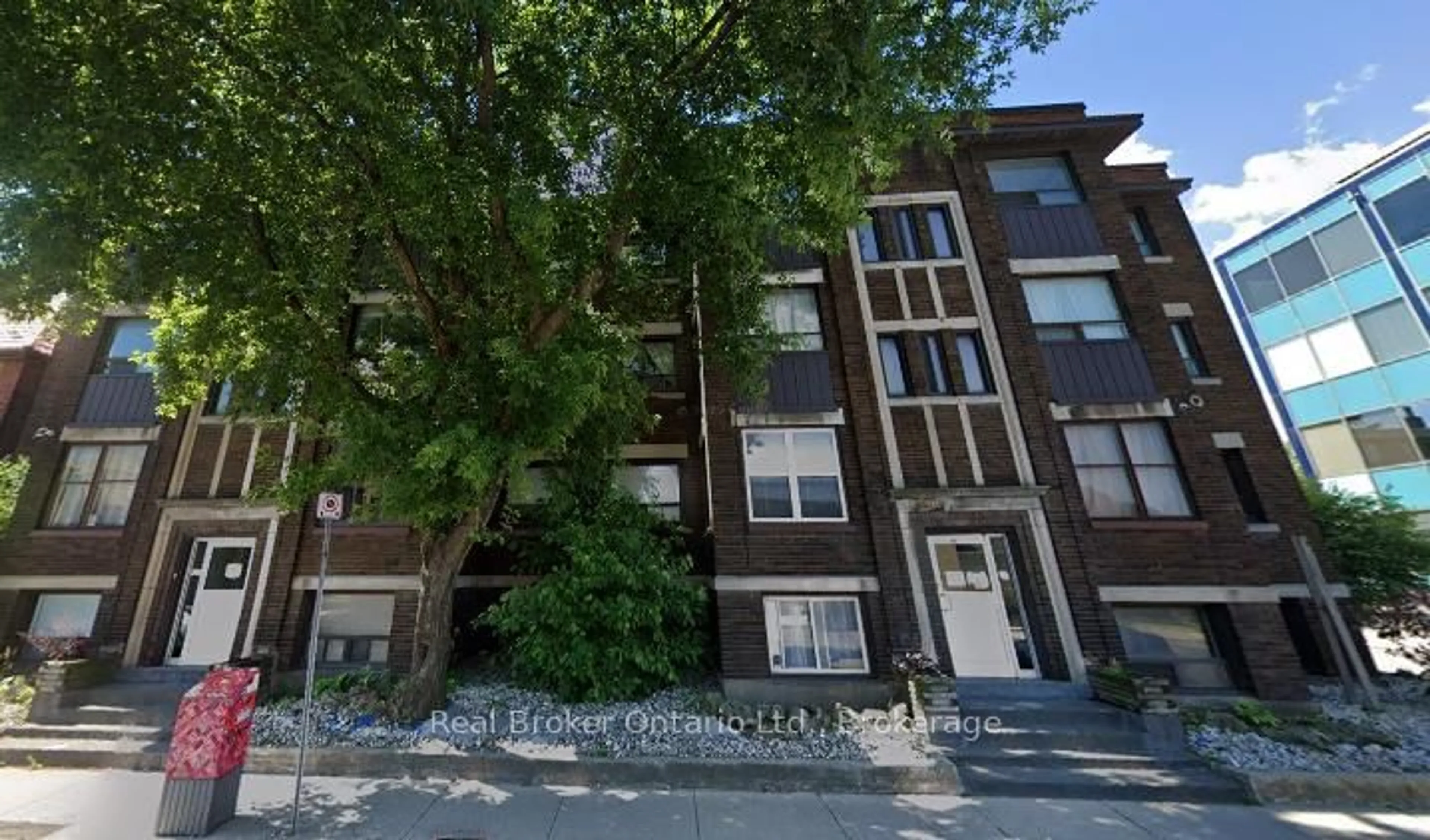 Unknown for 468-476 MAIN St, Hamilton Ontario L8N 1K6