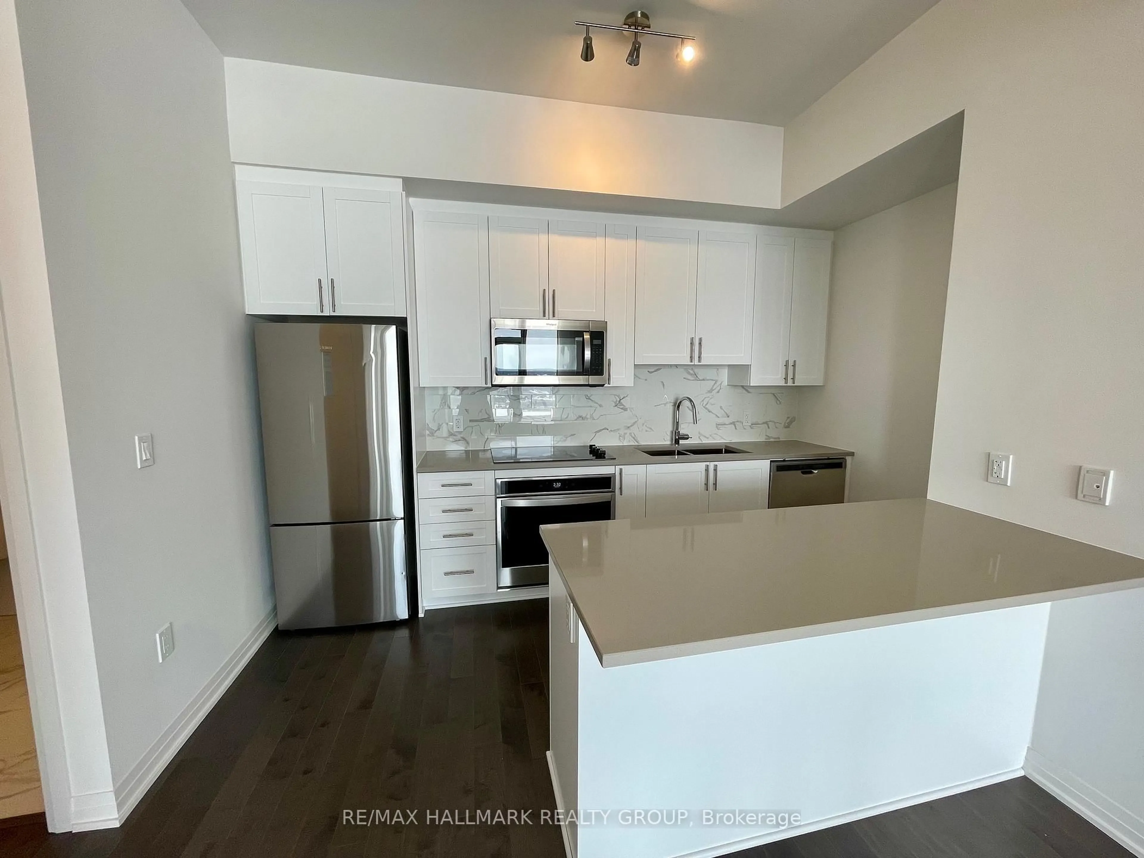 Unknown for 805 CARLING Ave #2406, Ottawa Ontario K1S 5W9