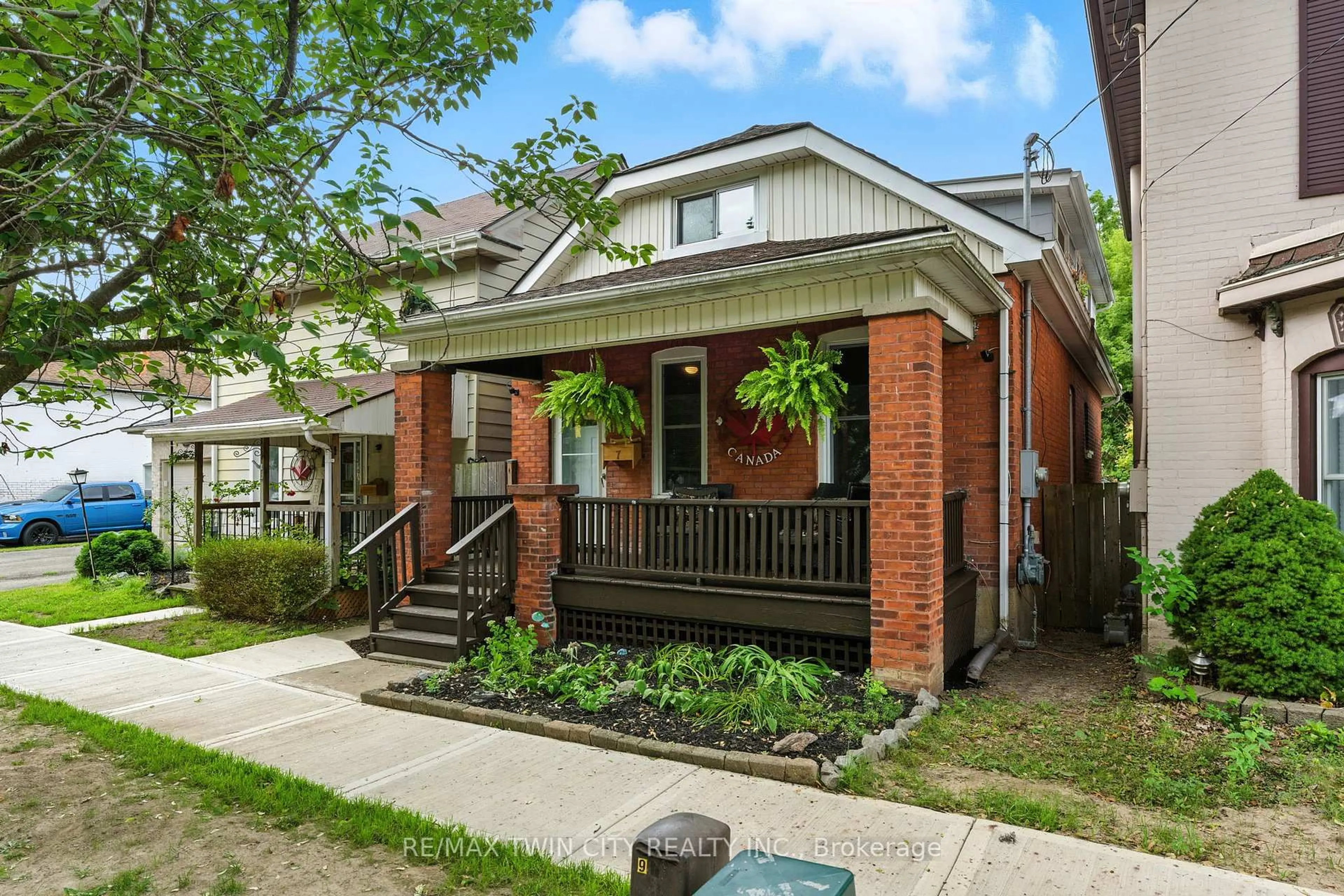 Home with brick exterior material, street for 7 Superior St, Brantford Ontario N3S 2J9