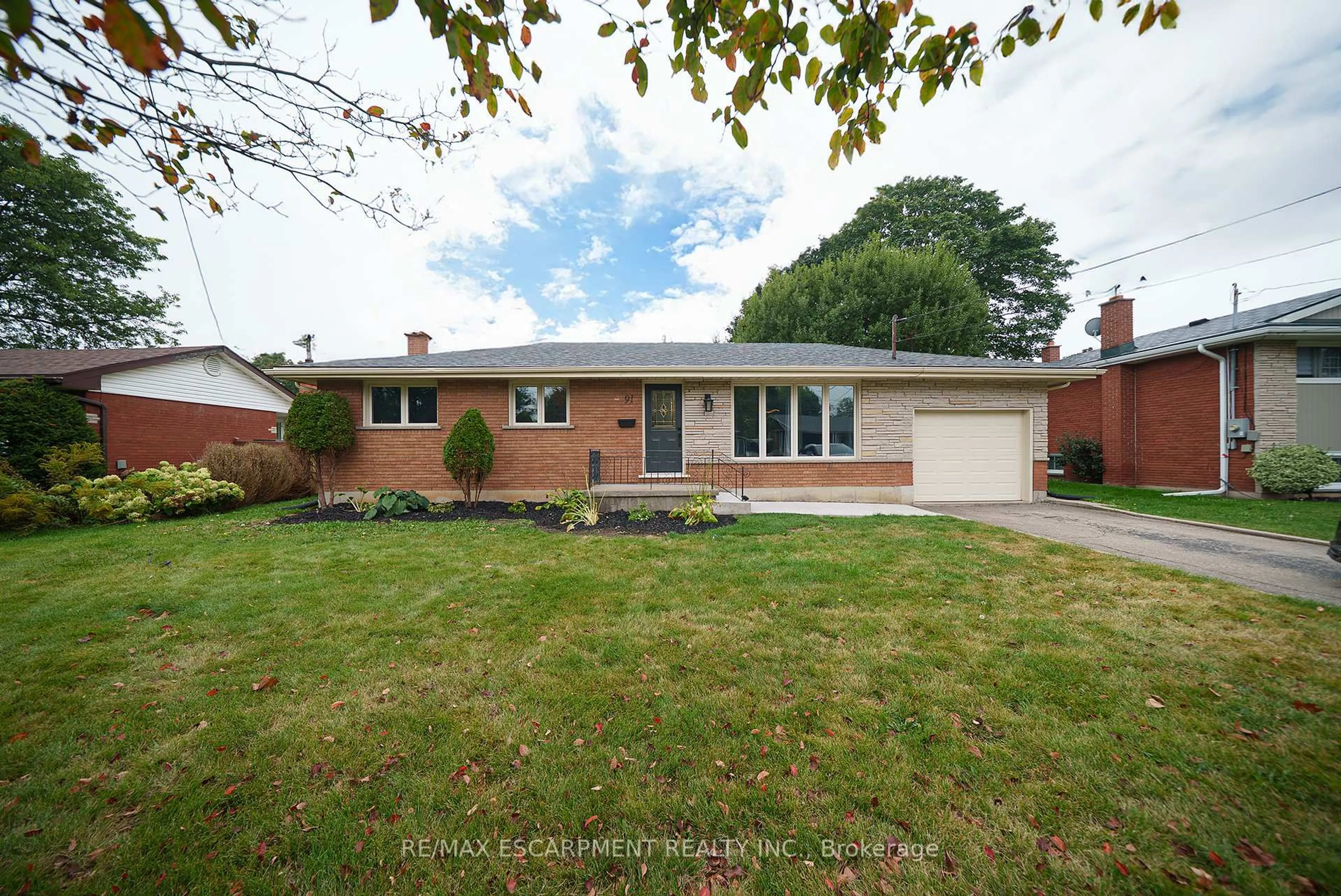 Home with brick exterior material, street for 91 Varadi Ave, Brantford Ontario N3R 3N4