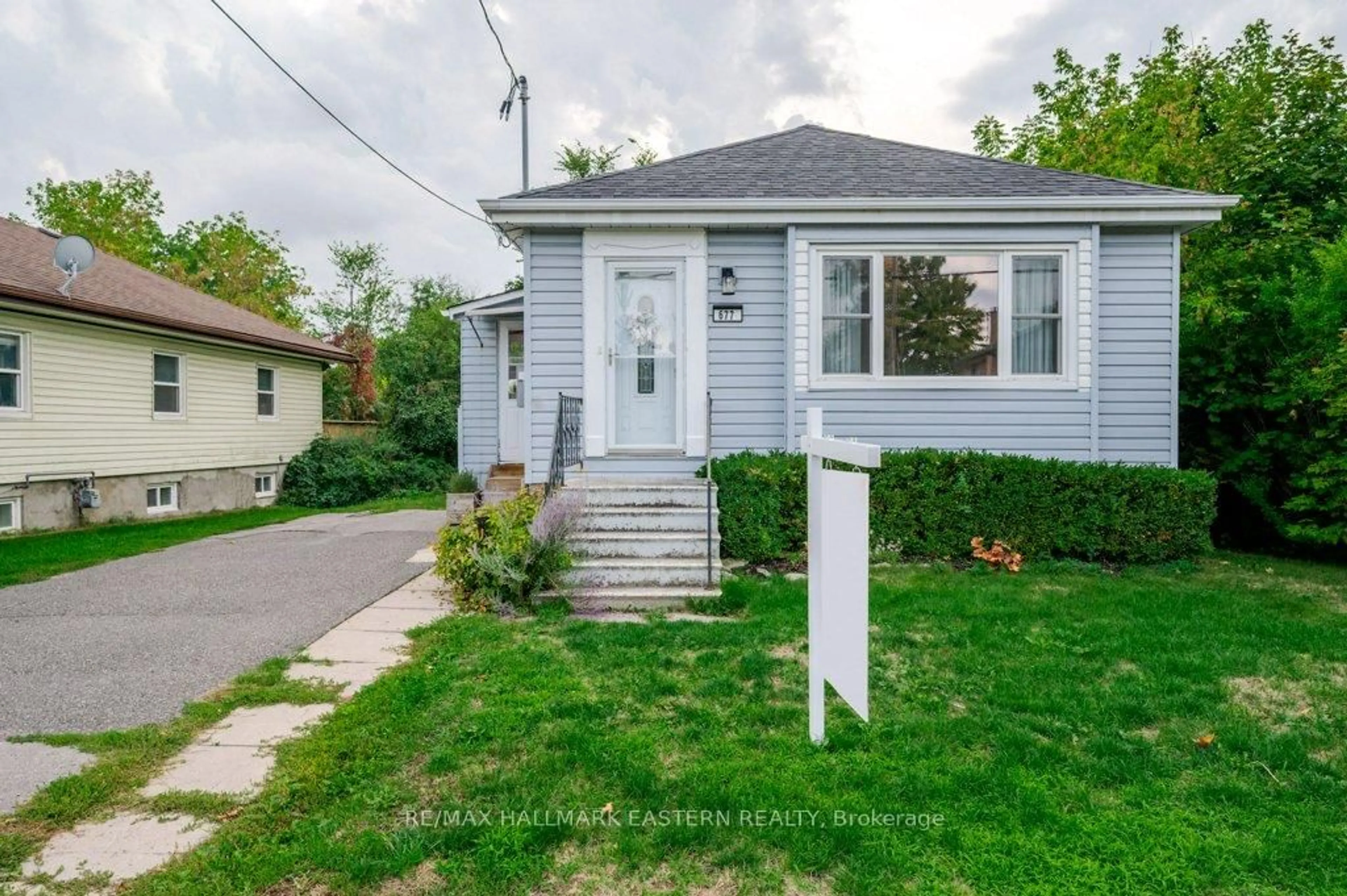 Unknown for 677 Armour Rd, Peterborough Ontario K9H 1Z5