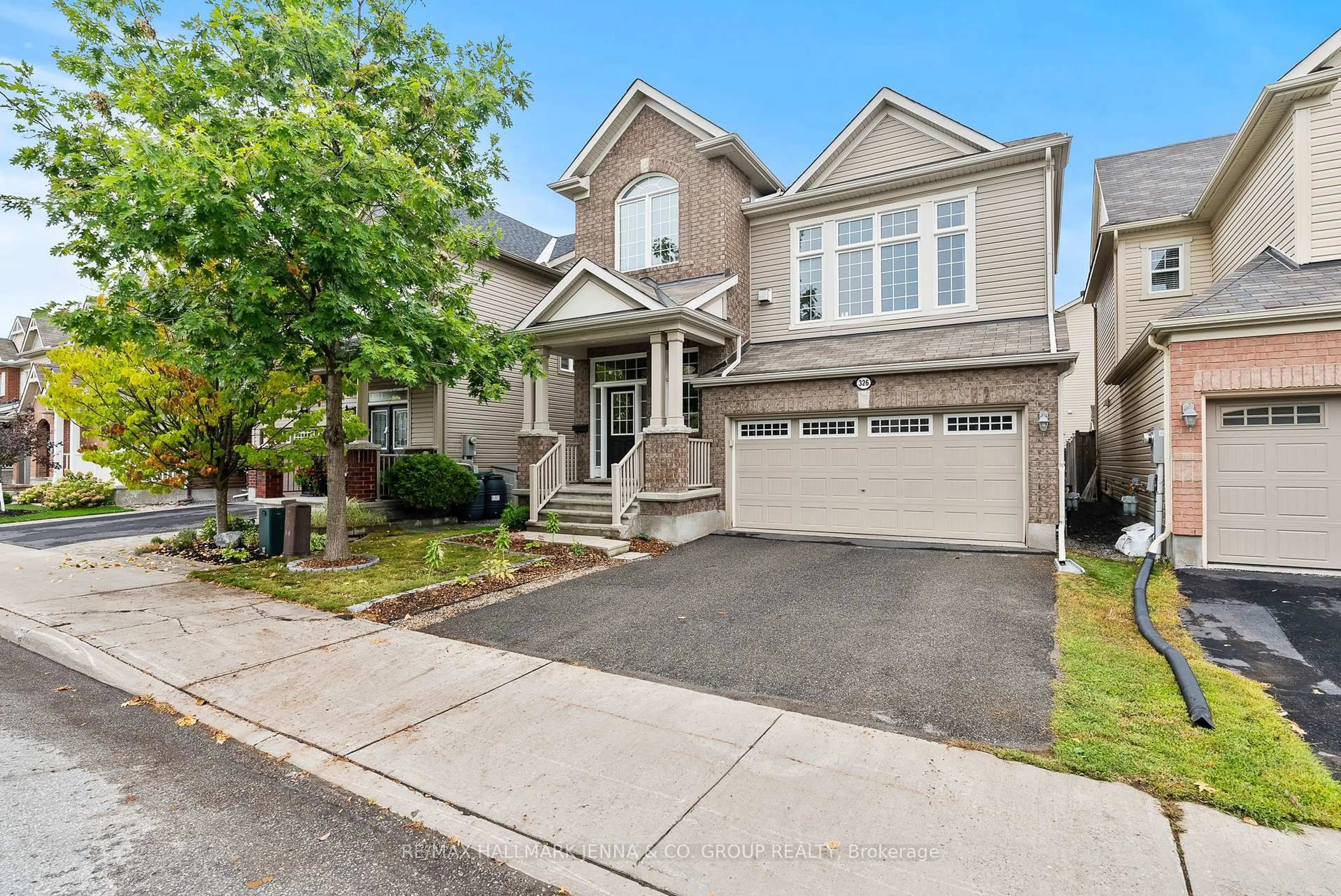 Unknown for 326 Gallantry Way, Stittsville Ontario K2S 0P8