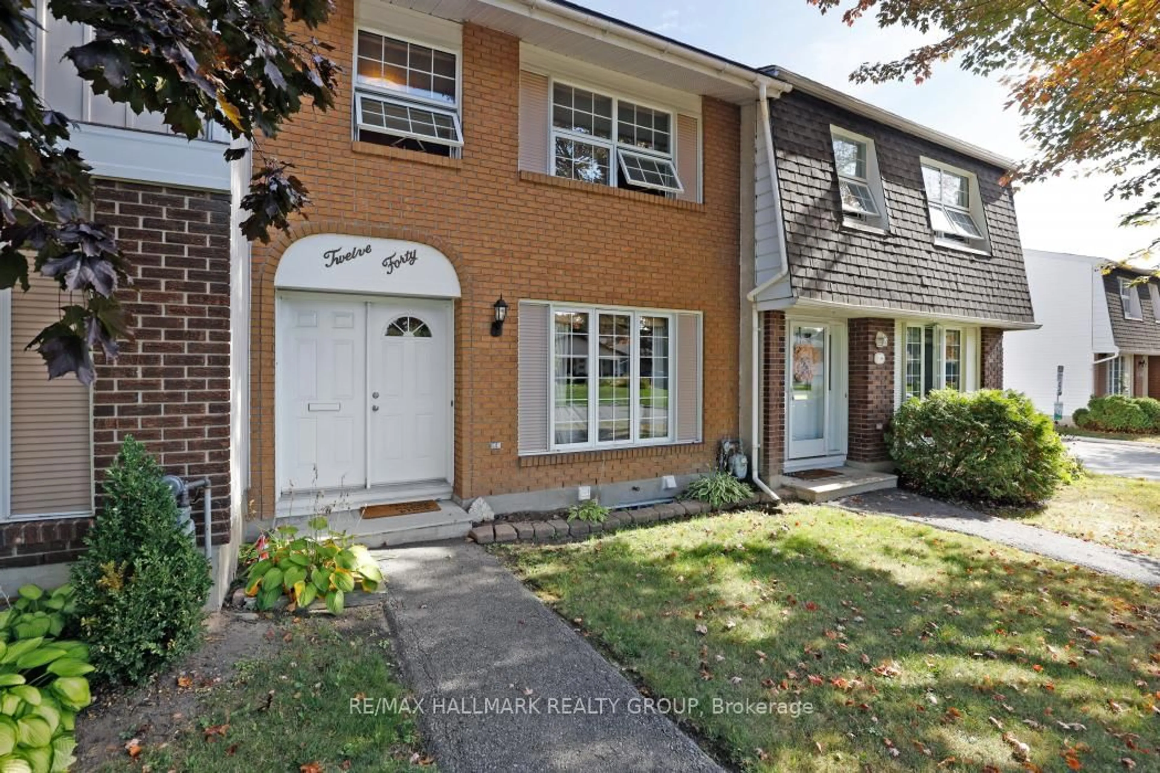 Unknown for 1240 Pebble Rd #2, Ottawa Ontario K1V 8V4
