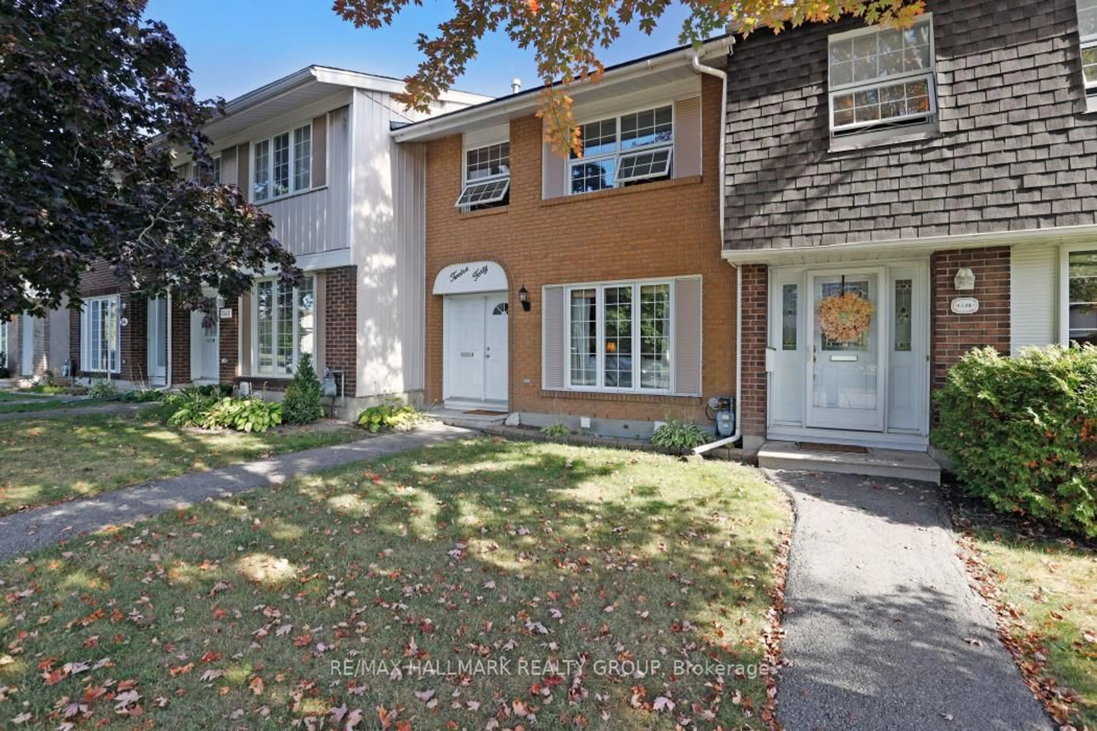 Unknown for 1240 Pebble Rd #2, Ottawa Ontario K1V 8V4