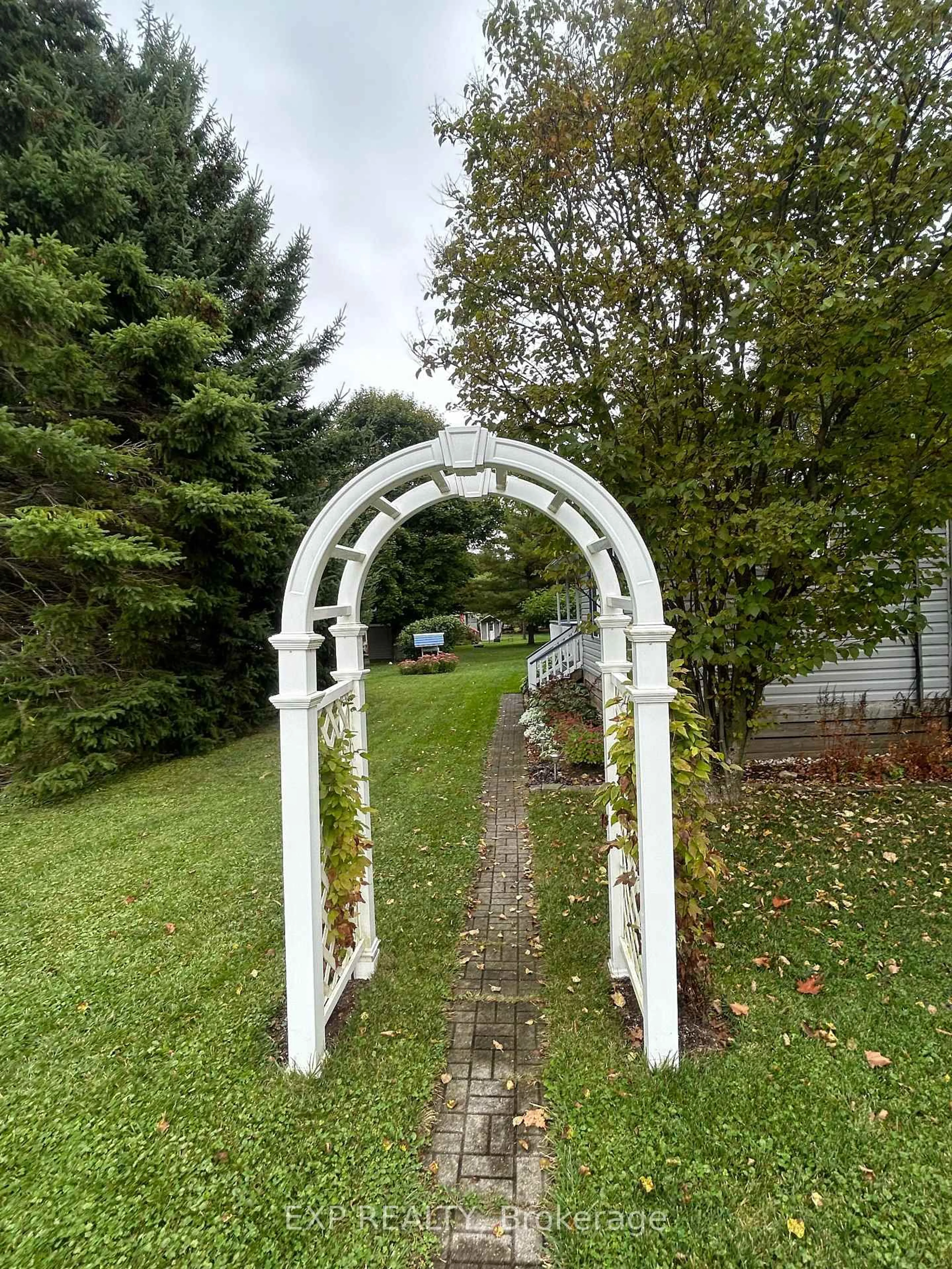 Patio, unknown for 923590 Road 92 Rd #501, Zorra Ontario N0J 1J0