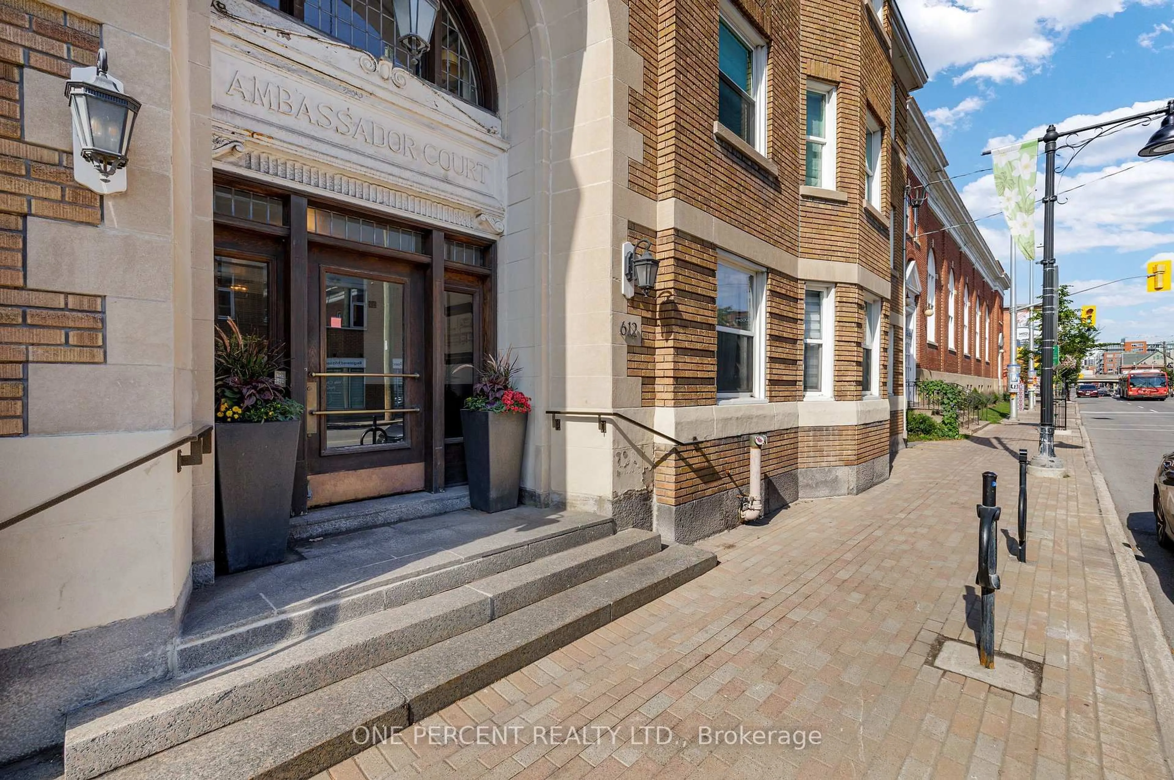 Unknown for 612 Bank St #25, Ottawa Ontario K1S 3T6