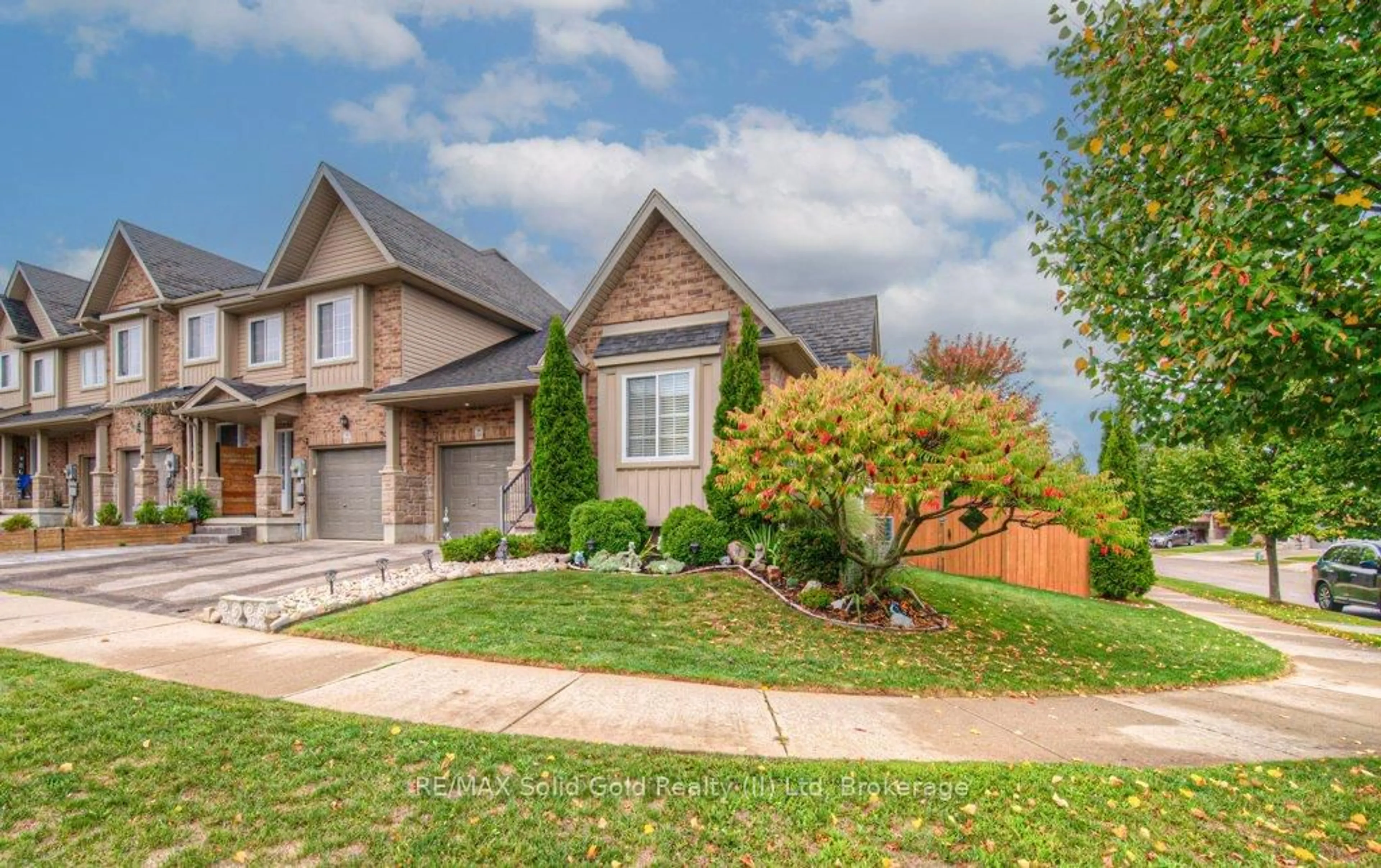 Home with brick exterior material, street for 970 Zeller Cres, Kitchener Ontario N2A 0C9