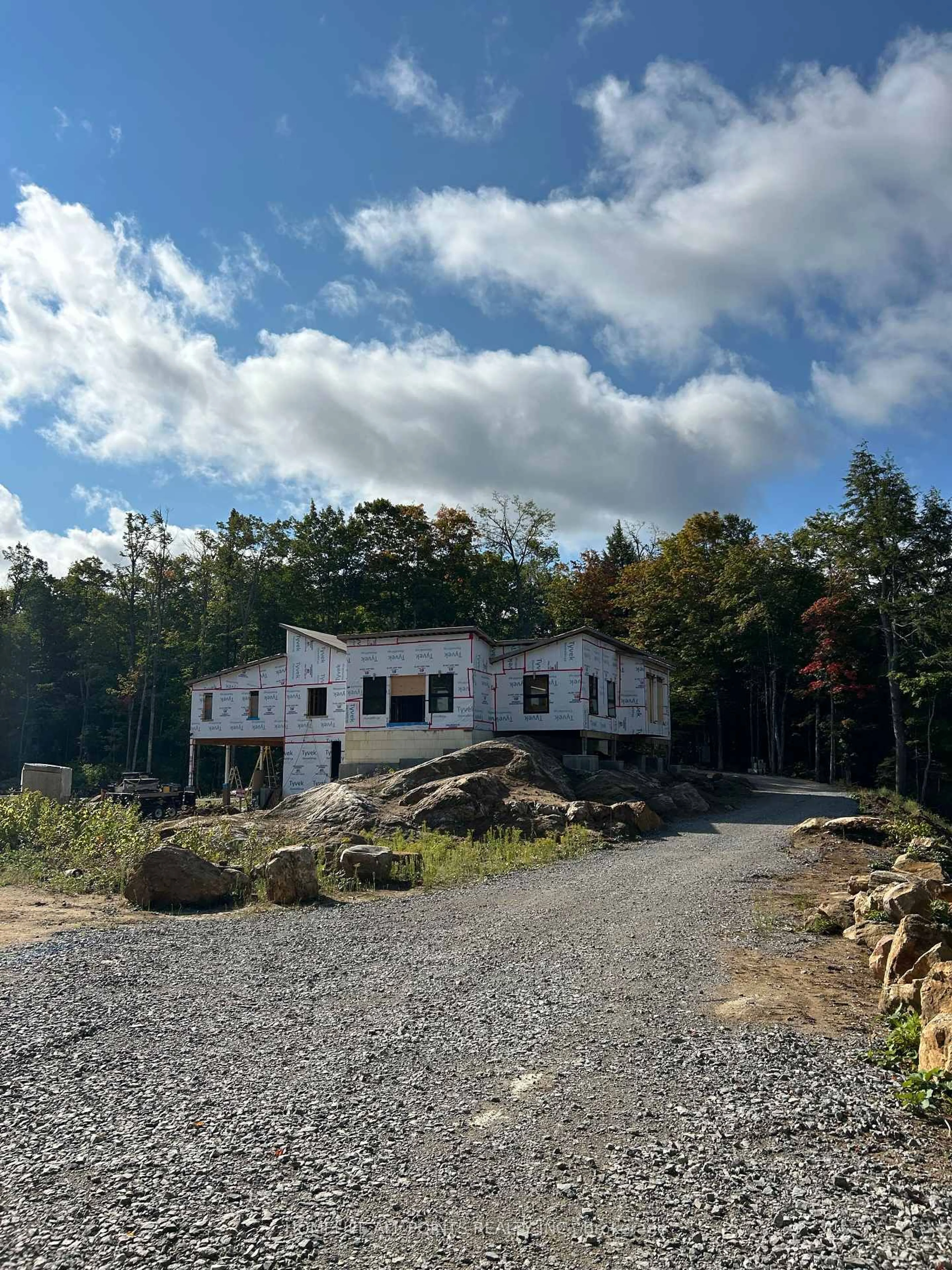 Home with vinyl exterior material, unknown for 1416 Fortesque Lake Rd, Highlands East Ontario K0M 1R0