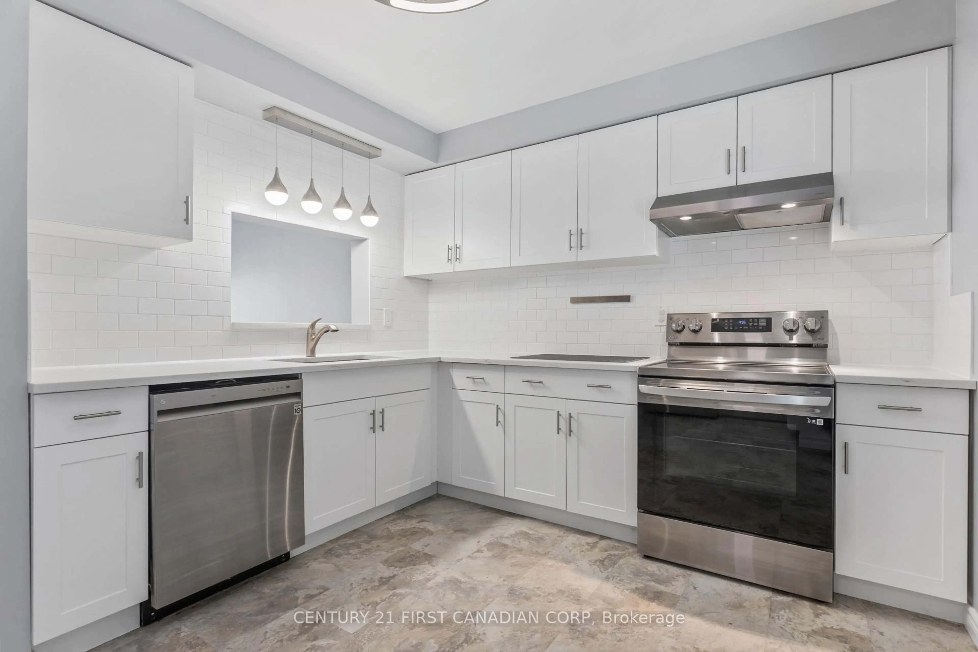 Standard kitchen, ceramic/tile floor for 700 Osgoode Dr #154, London South Ontario N6E 2H1