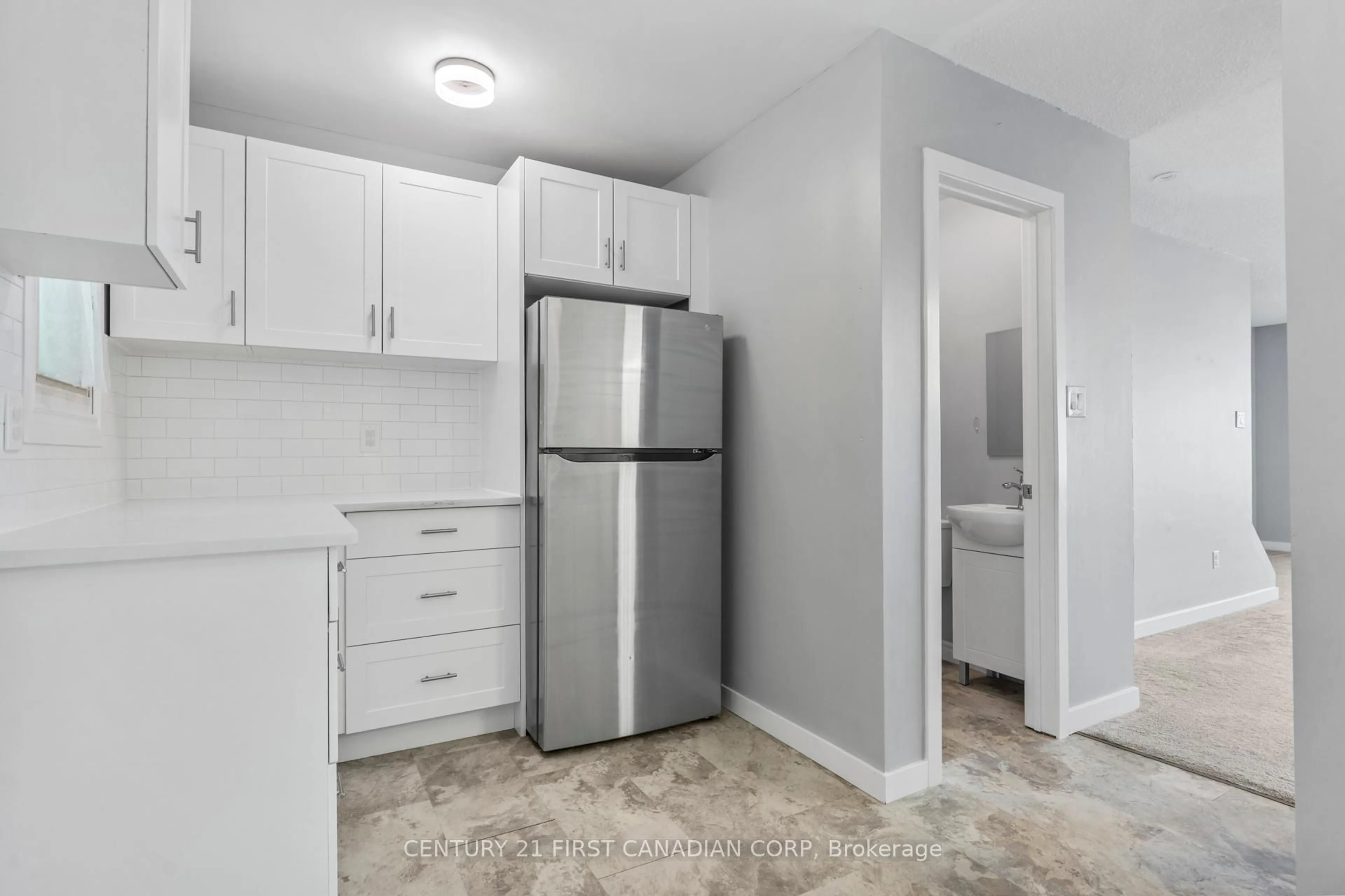Standard kitchen, unknown for 700 Osgoode Dr #154, London South Ontario N6E 2H1