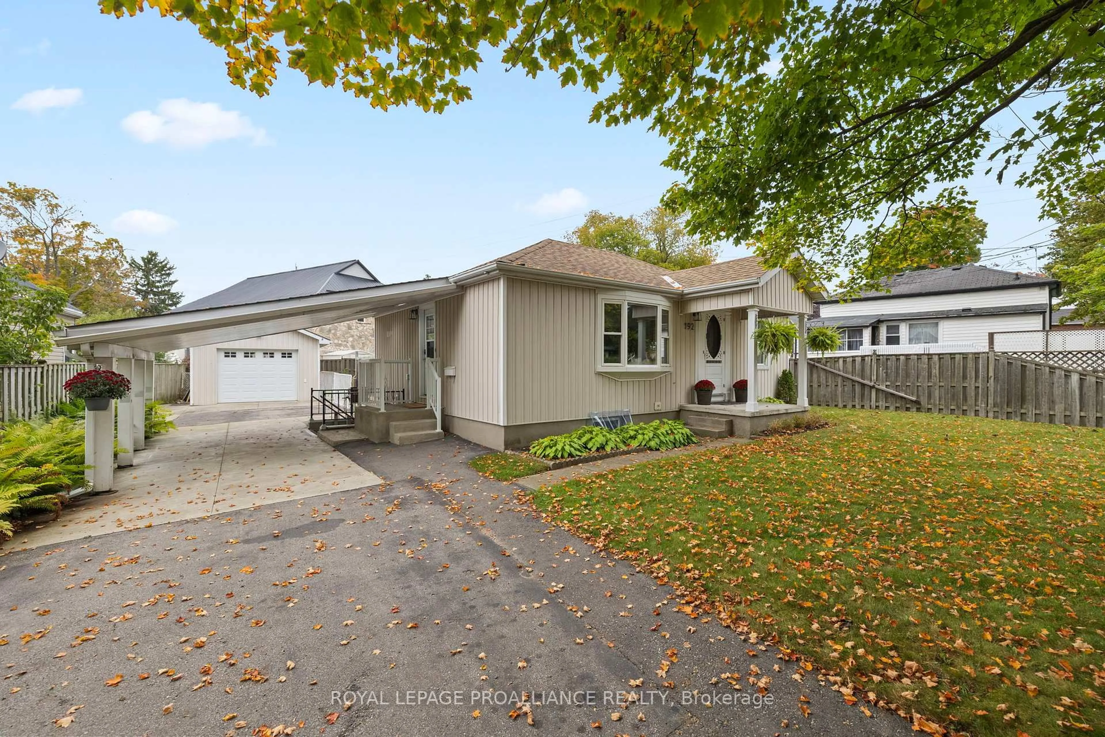 Home with vinyl exterior material, street for 192 Bruton St, Port Hope Ontario L1A 1V9