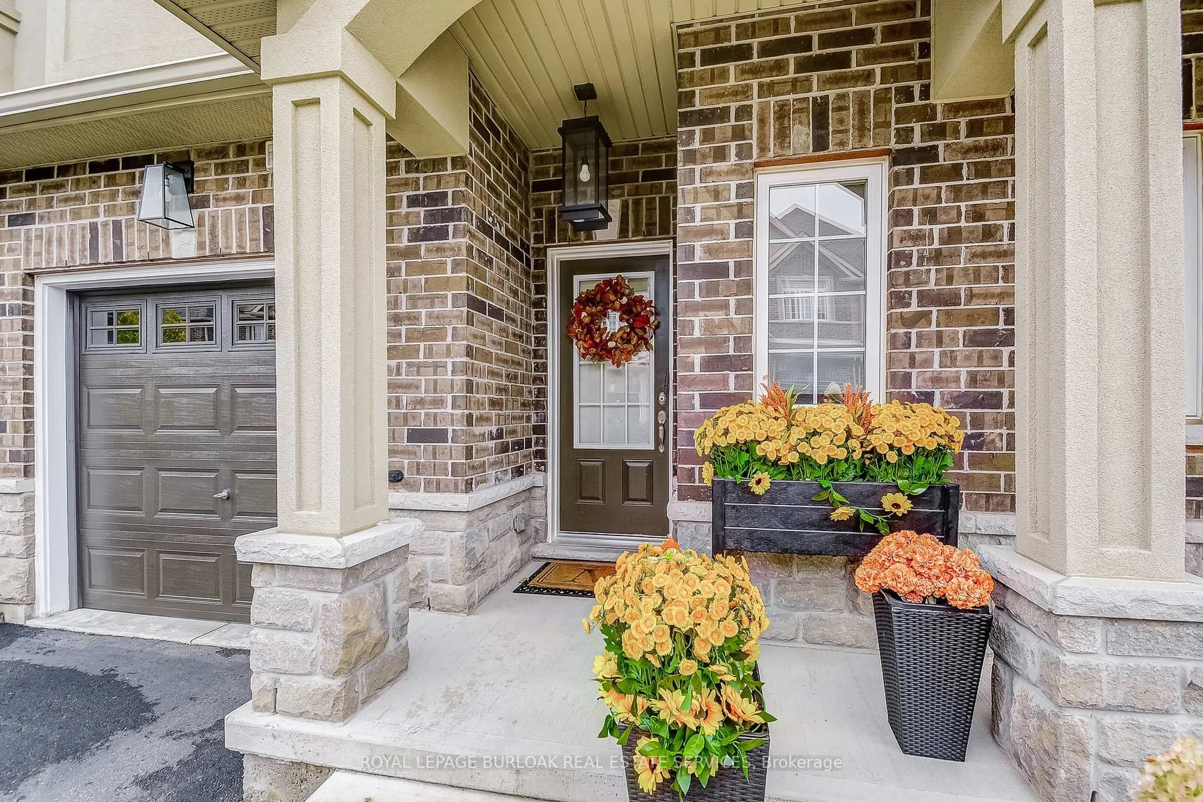 Home with brick exterior material, street for 21 Madonna Dr #30, Hamilton Ontario L9B 0H1