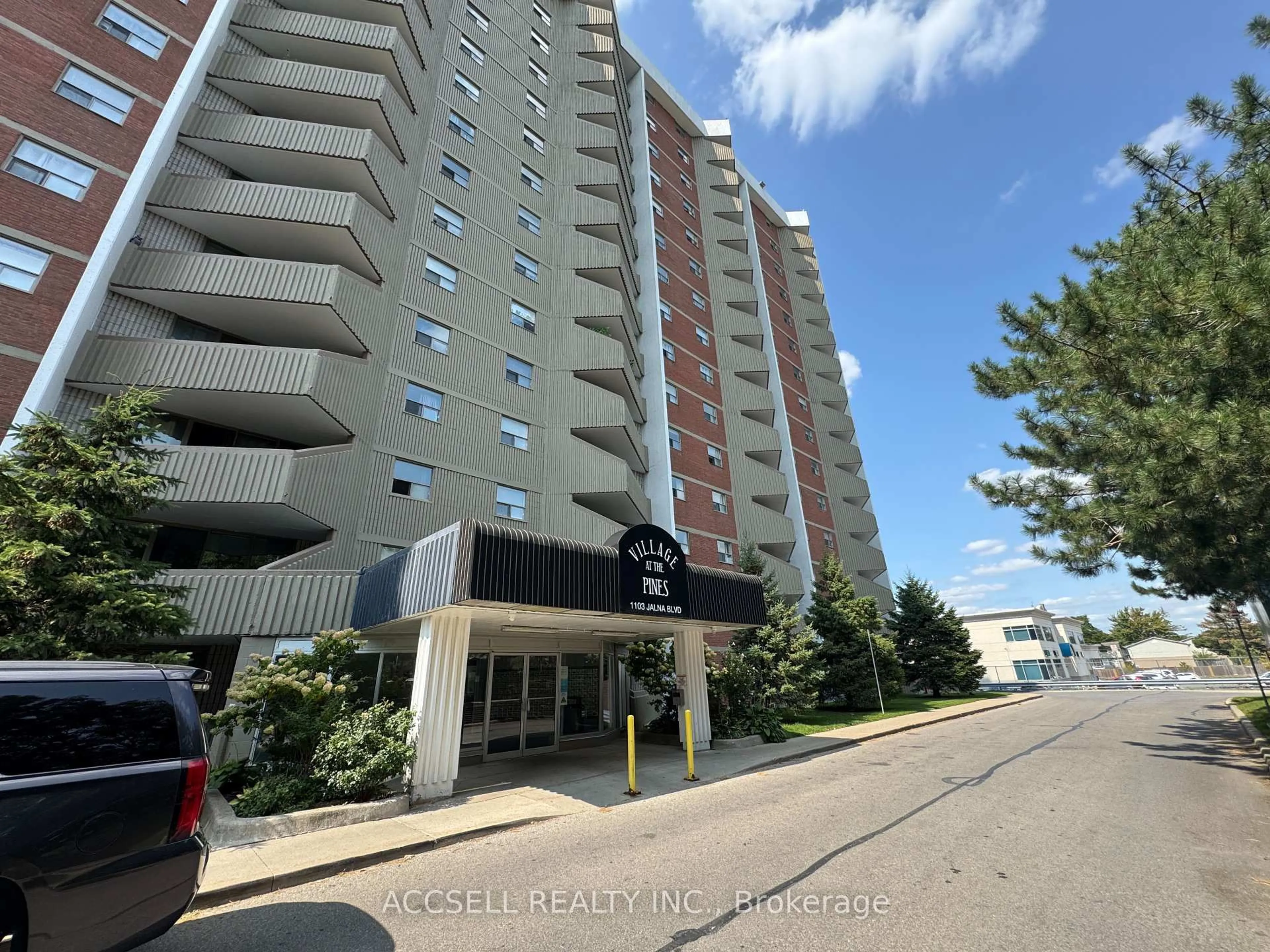 Unknown for 1103 Jalna Blvd #212, London South Ontario N6E 2W8