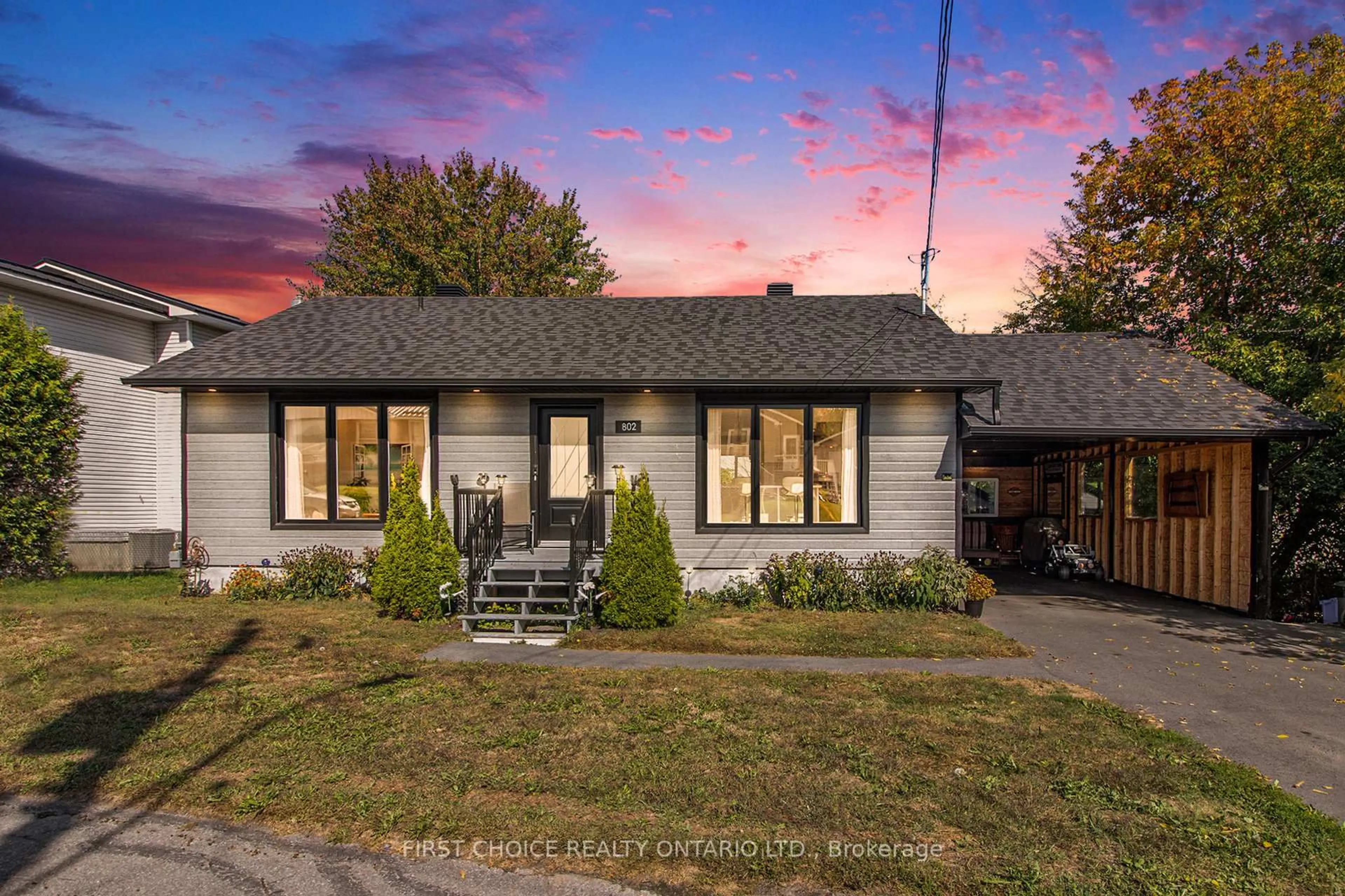Home with brick exterior material, street for 802 Chapman St, Clarence-Rockland Ontario K4K 1E6