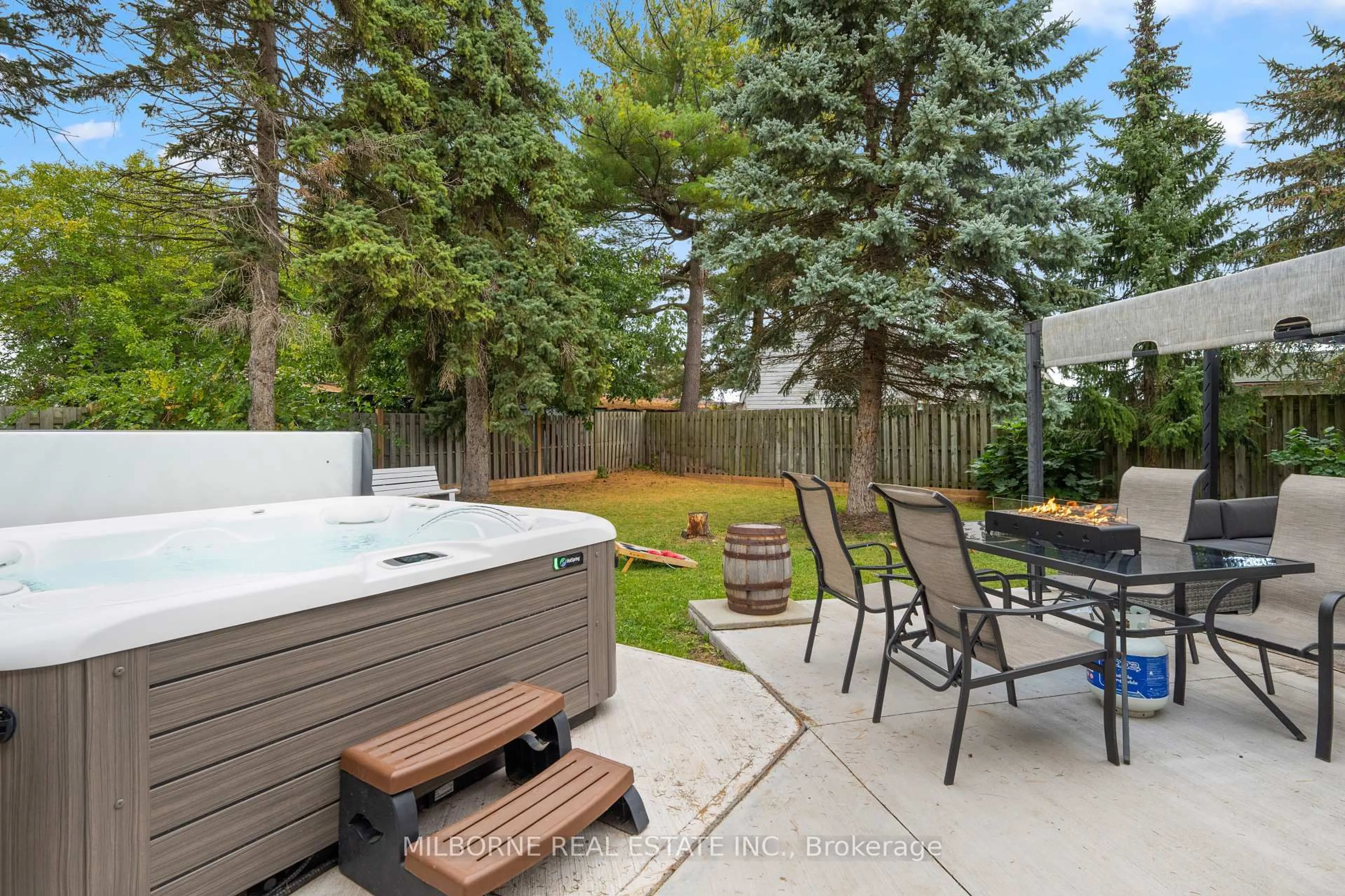 Patio, unknown for 1846 Niagara Stone Rd, Niagara-on-the-Lake Ontario L0S 1J0